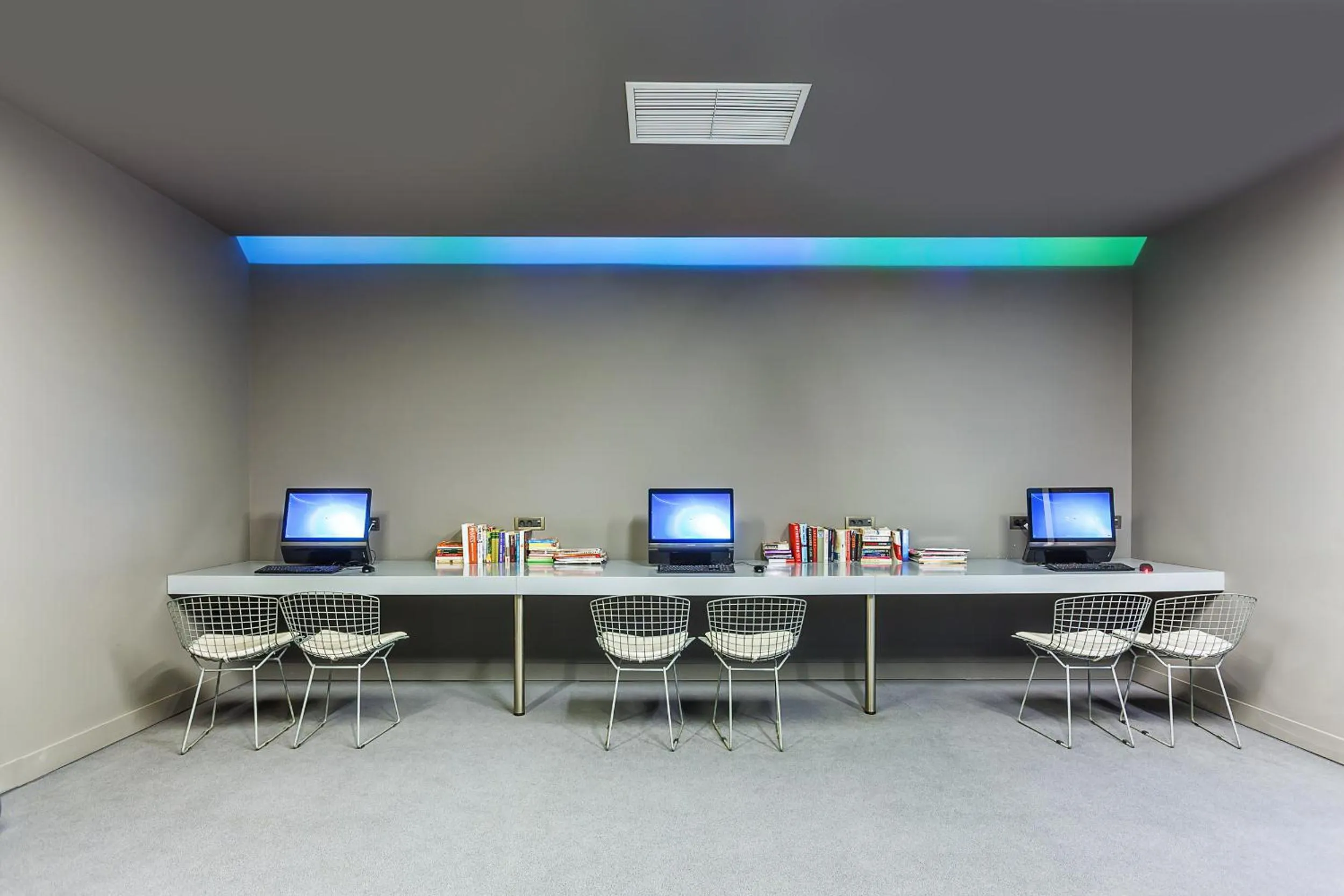 Business facilities in Skiathos Palace Hotel