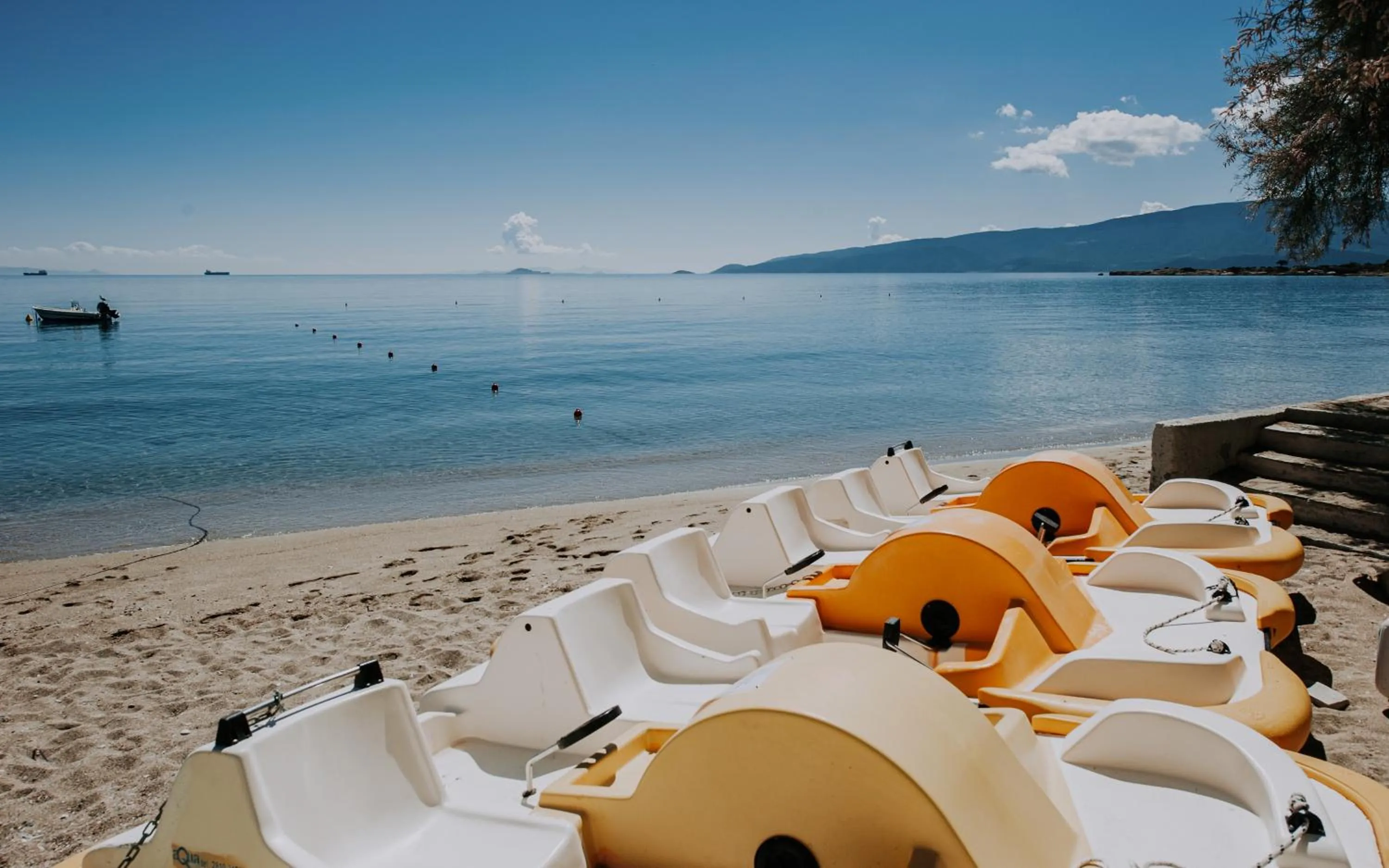 Beach in King Saron Hotel Resort