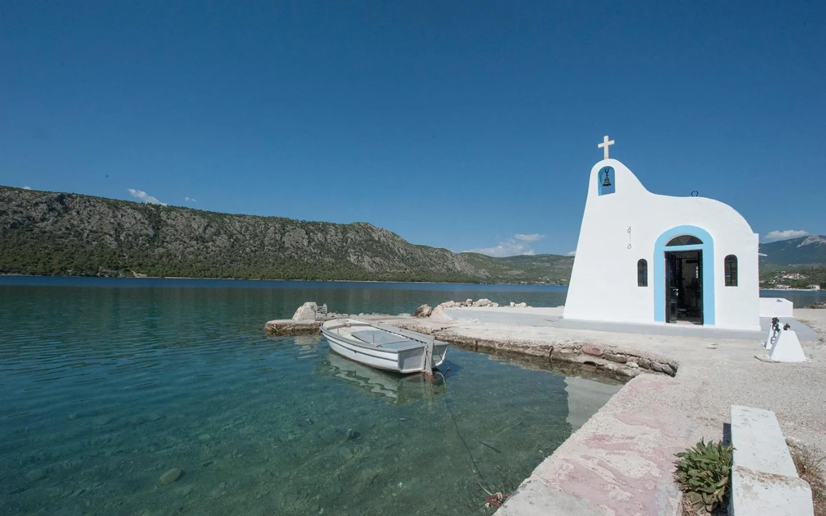Beach in King Saron Hotel Resort