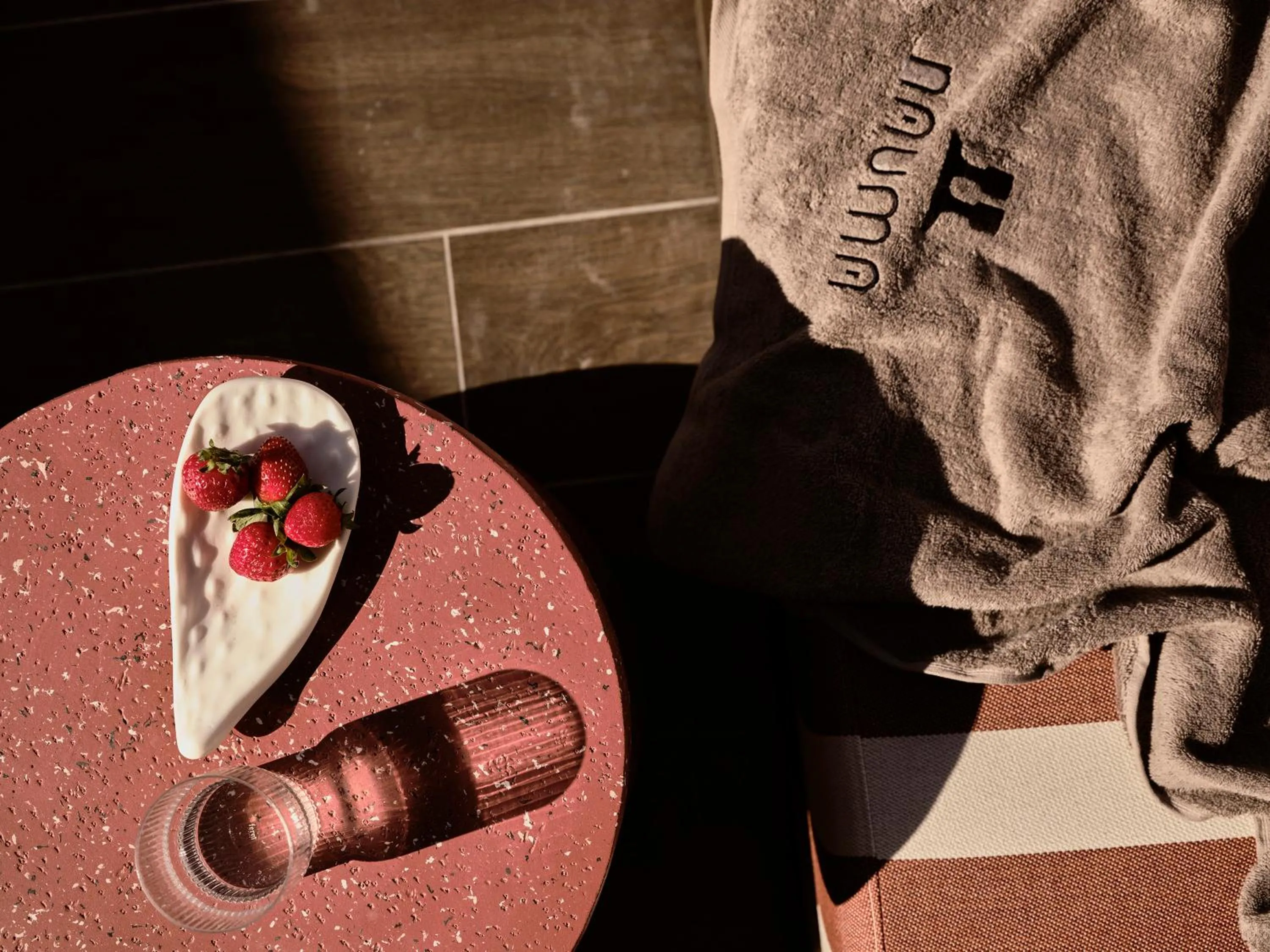 Food and drinks in NAUMA PAROS Design Boutique Hotel-Adults Only