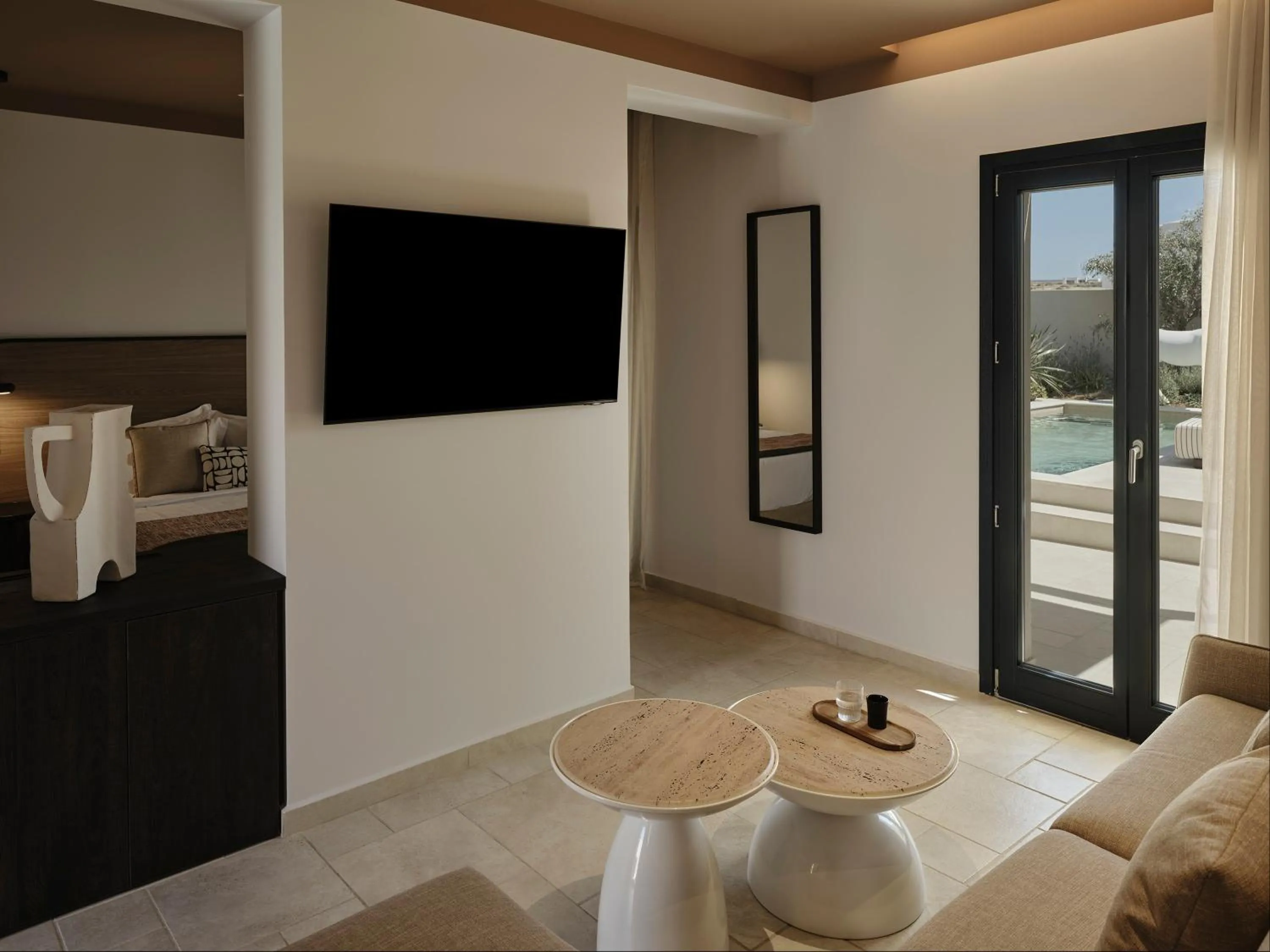 TV and multimedia in NAUMA PAROS Design Boutique Hotel-Adults Only