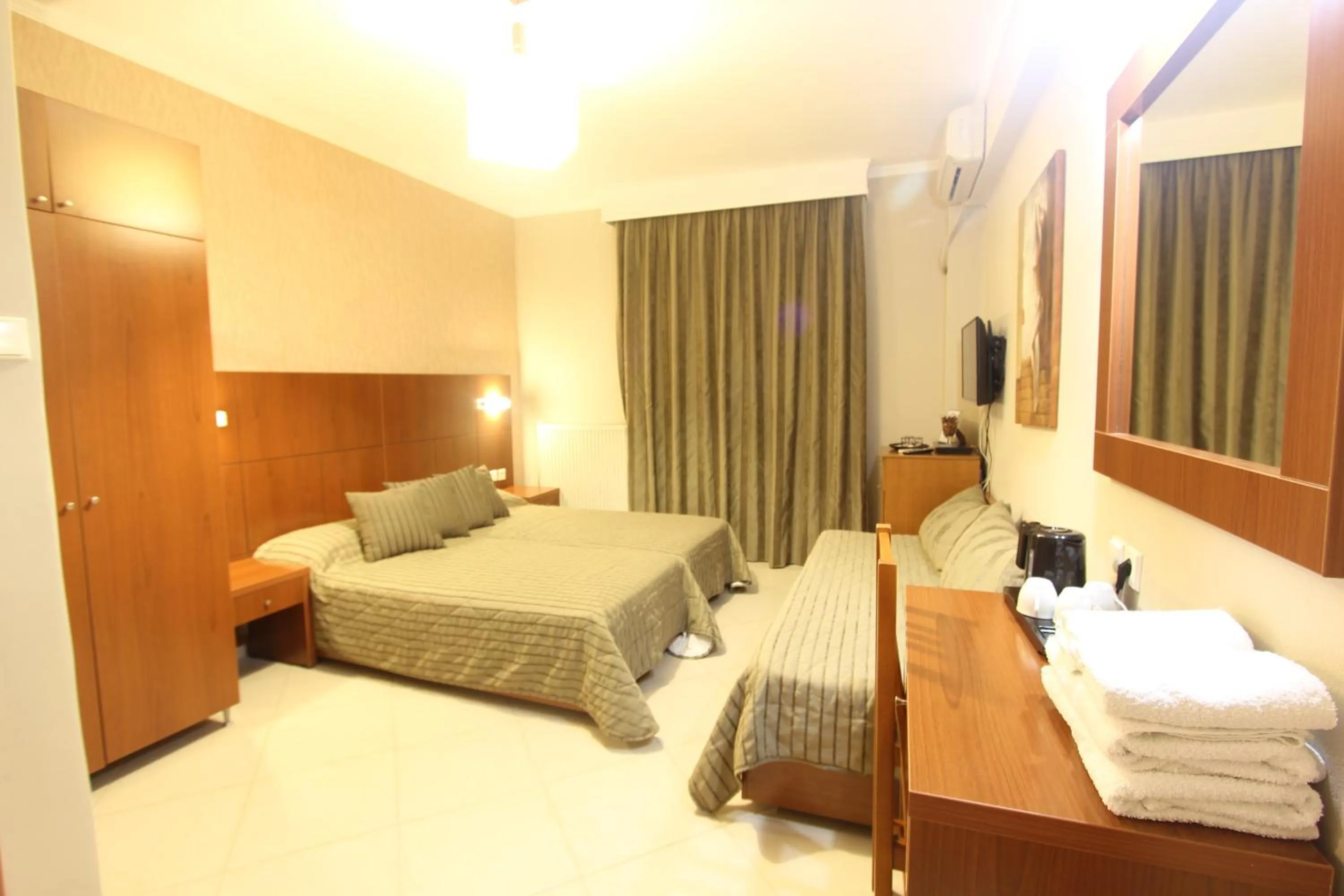 Photo of the whole room in Hotel Mallas