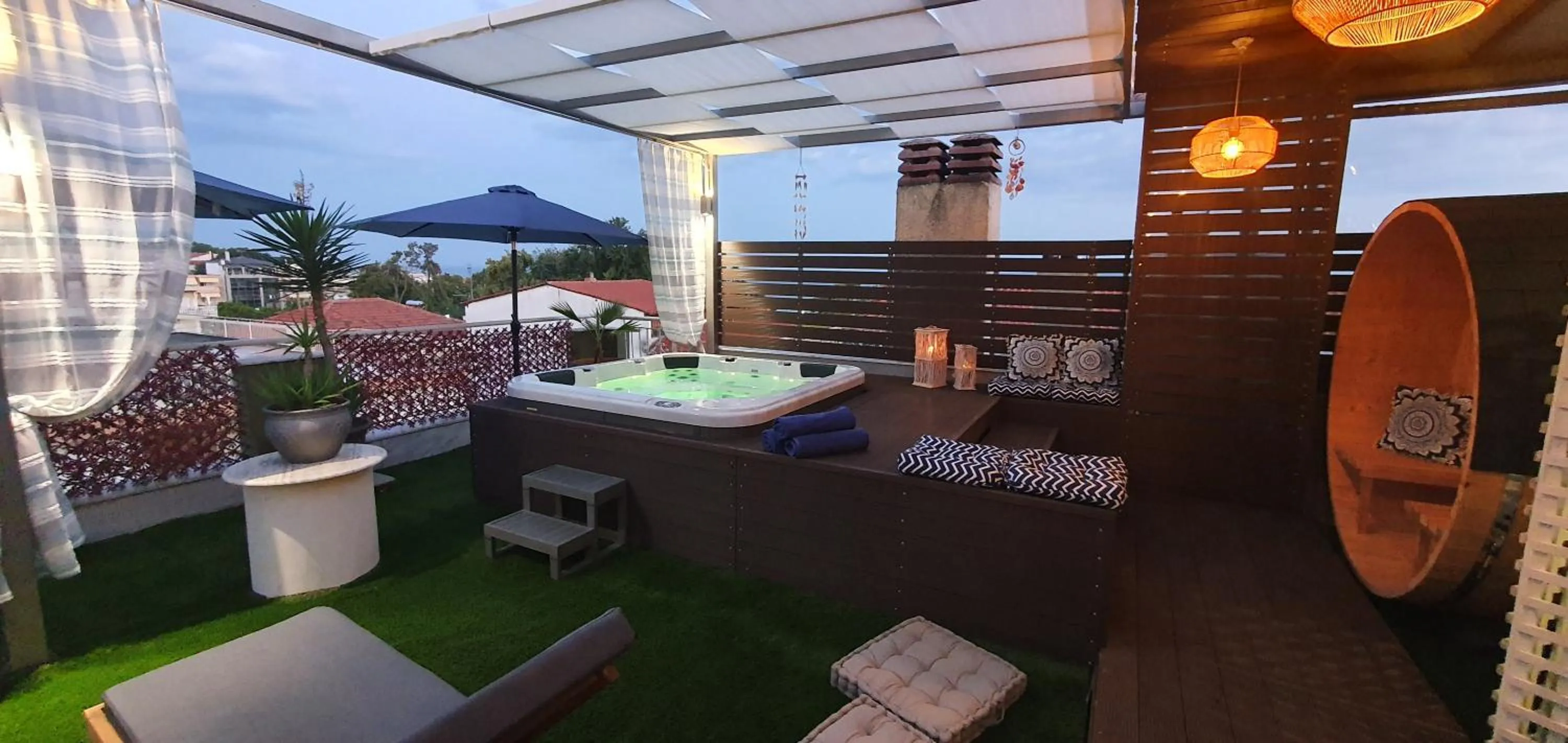 Hot Tub in Hotel Mallas