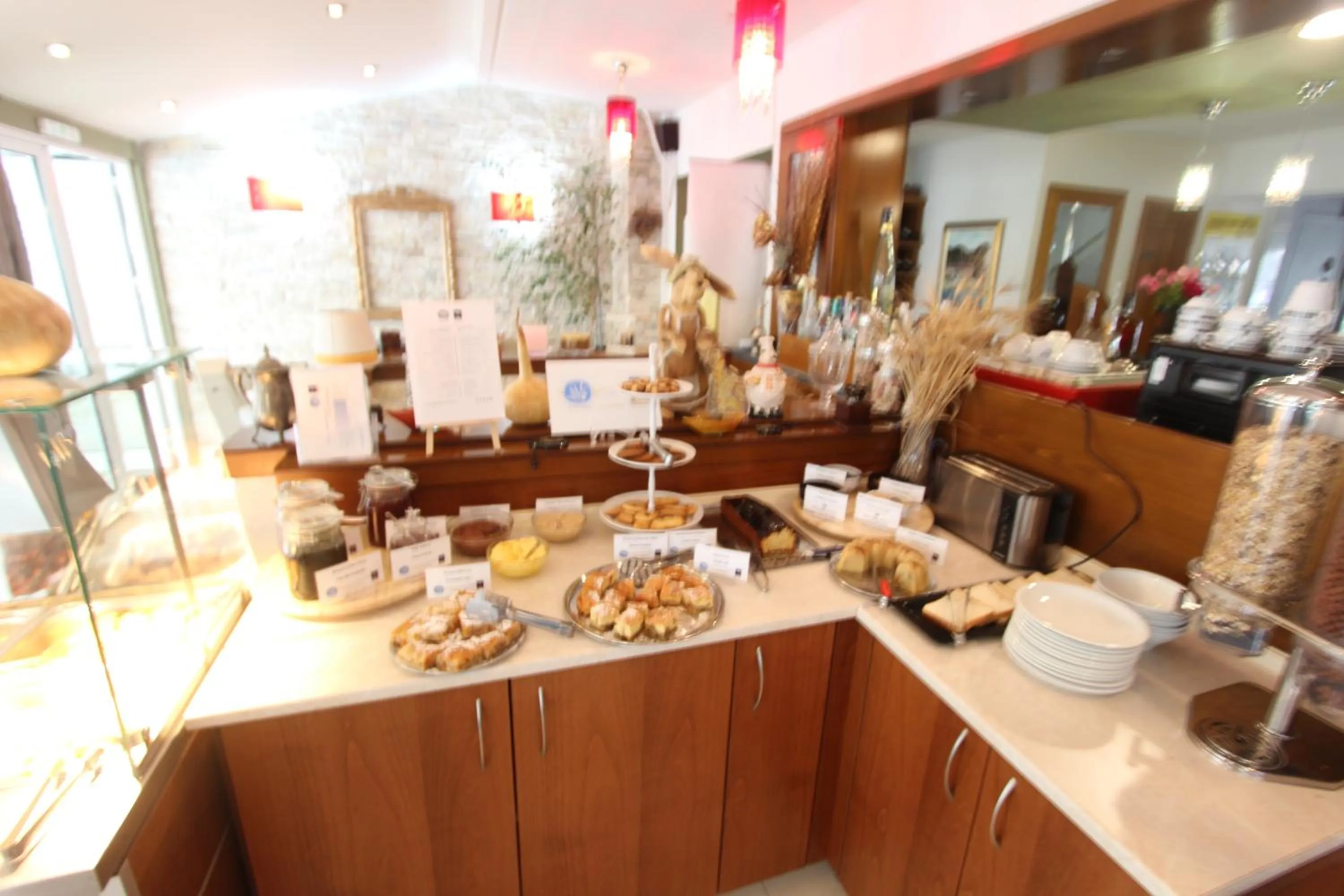 Restaurant/places to eat in Hotel Mallas