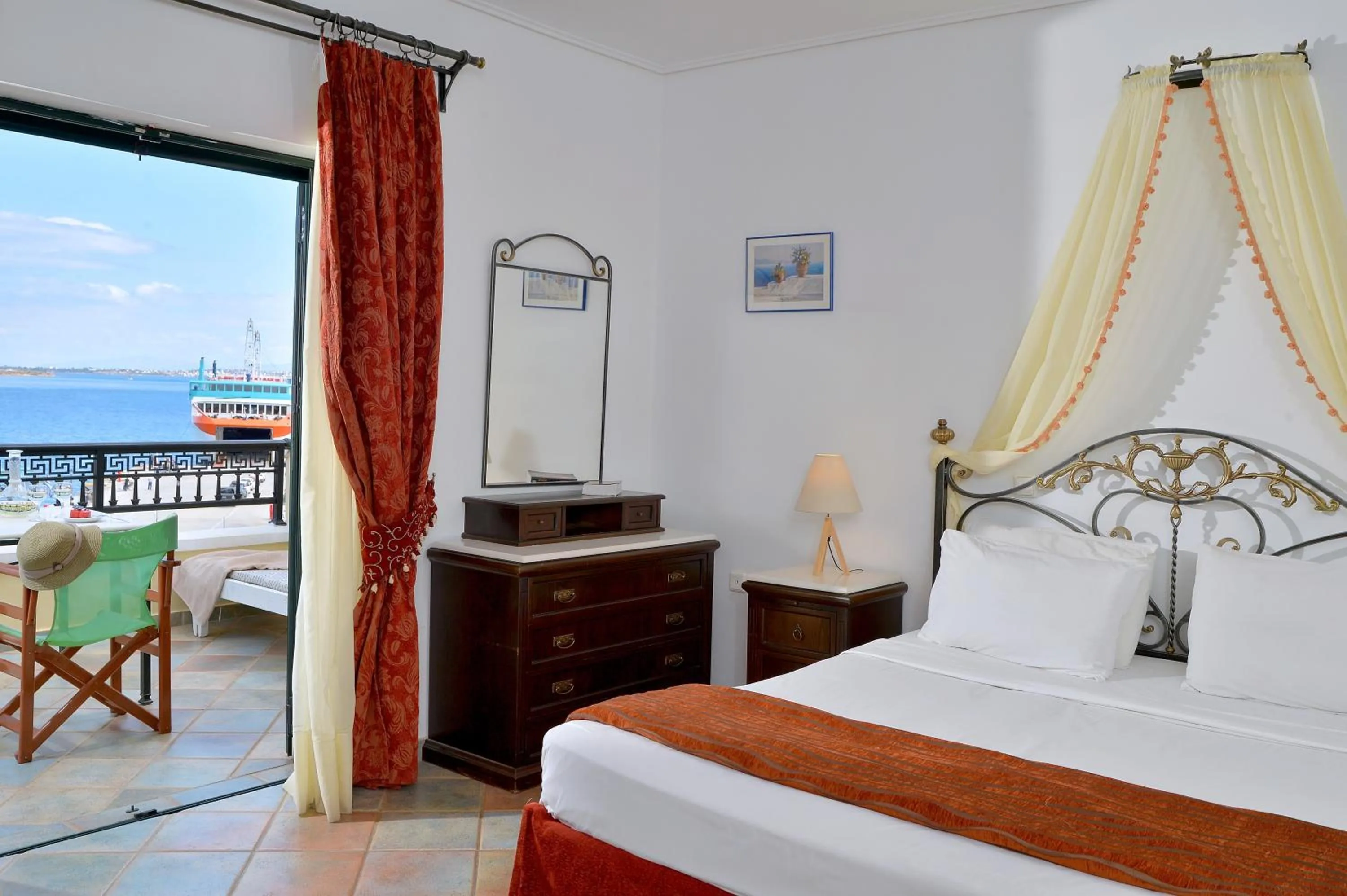 Bedroom, Bed in Vasilaras Hotel