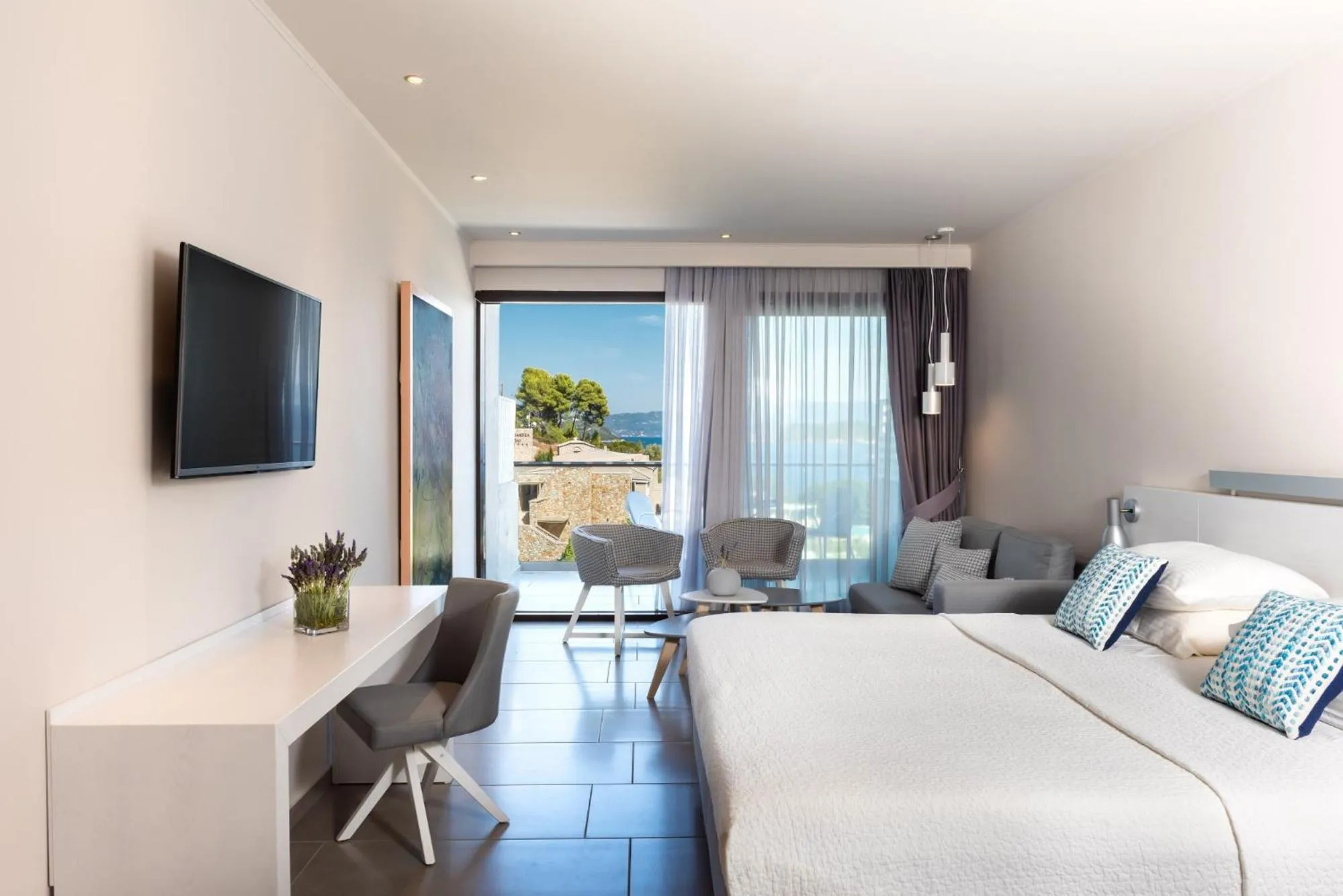 Bed in Kassandra Bay Resort, Suites & Spa