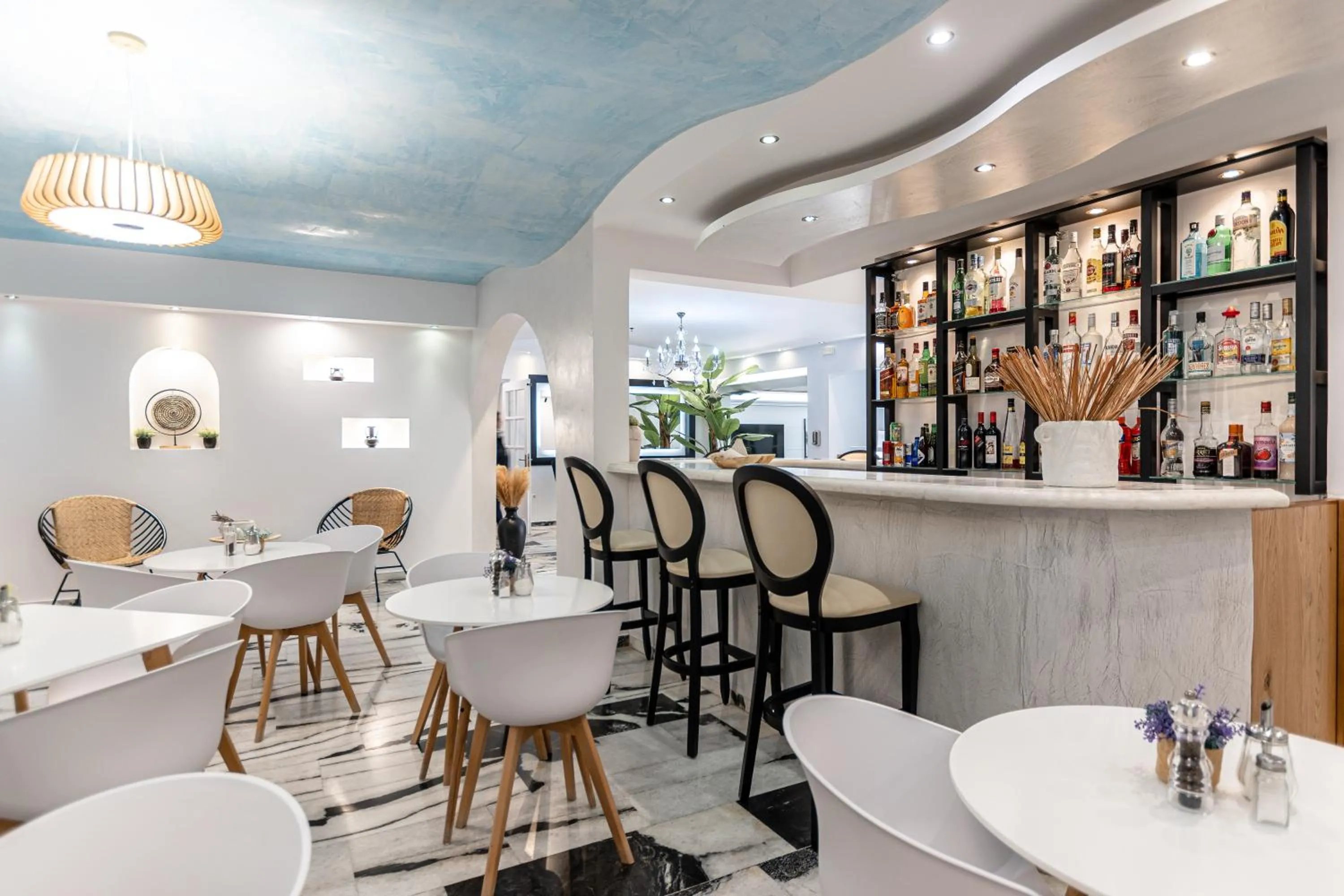 Restaurant/places to eat in Anatoli Hotel