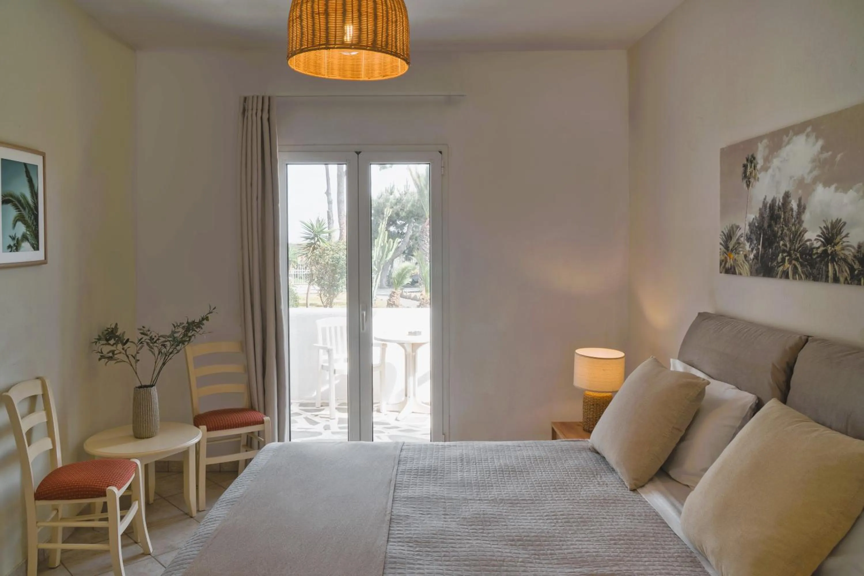 Photo of the whole room, Bed in Asteras Paradise