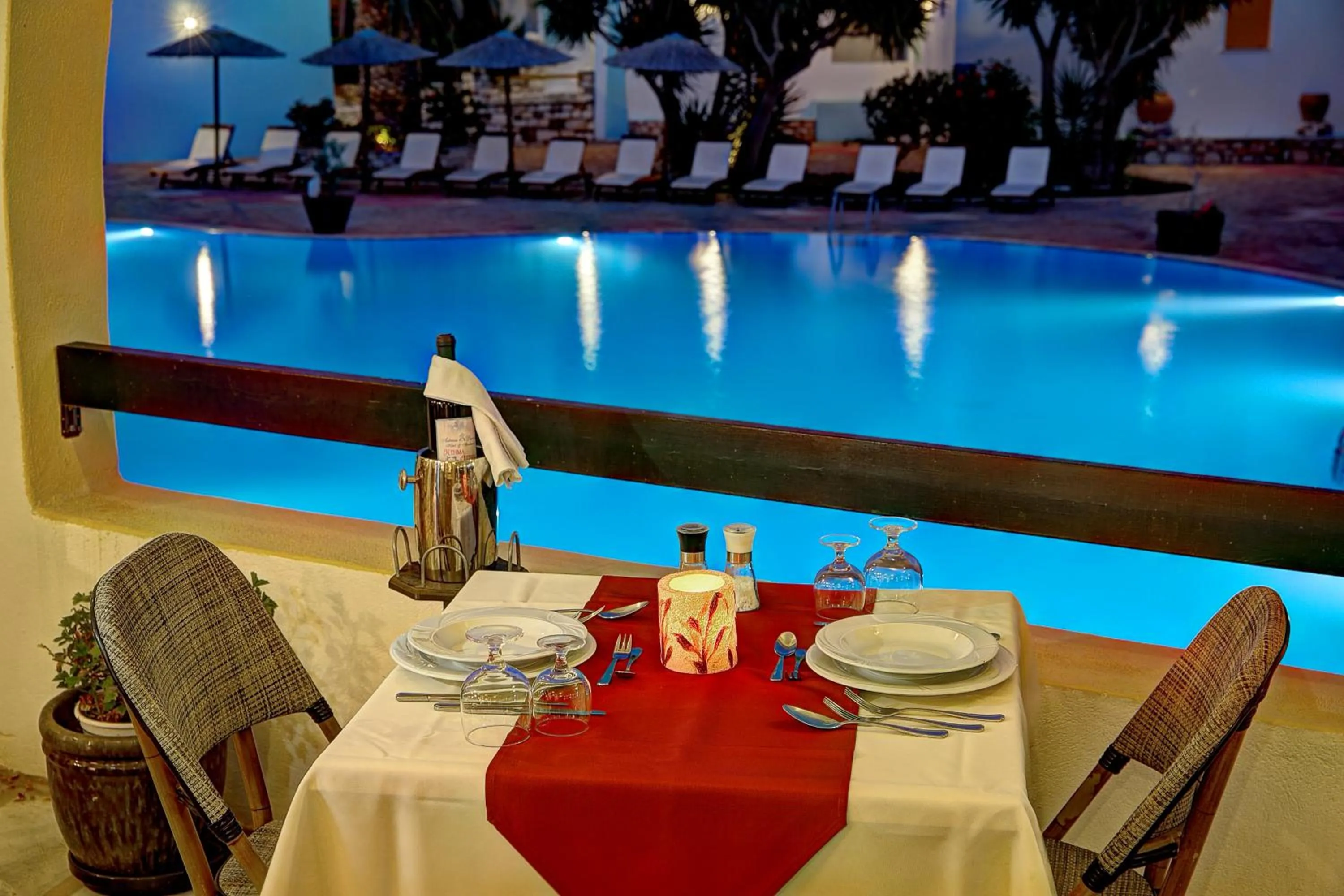 Restaurant/places to eat in Asteras Paradise
