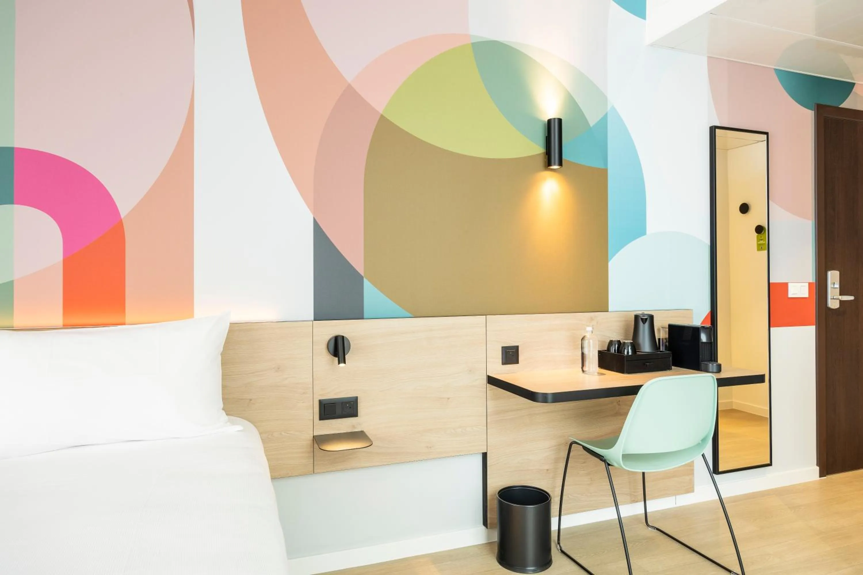 Bedroom in B&B HOTEL Mechelen