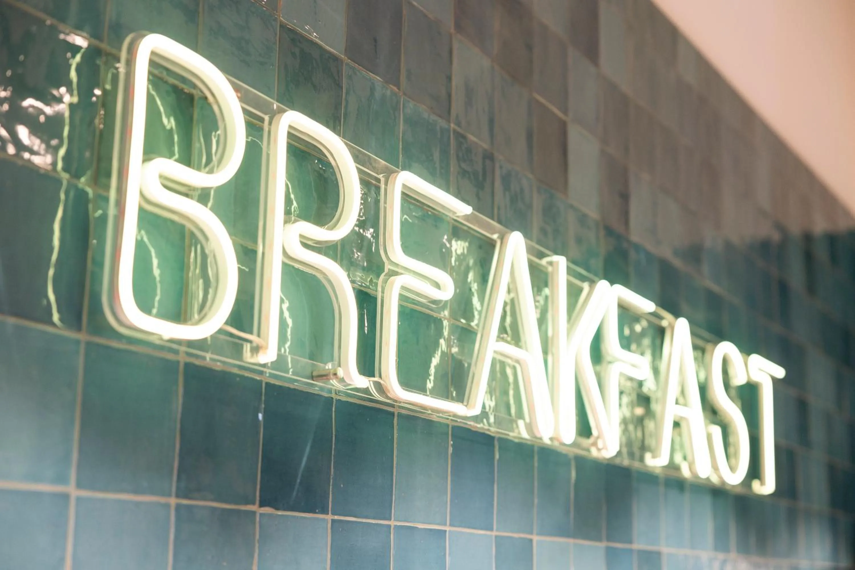 Logo/Certificate/Sign in B&B HOTEL Namur