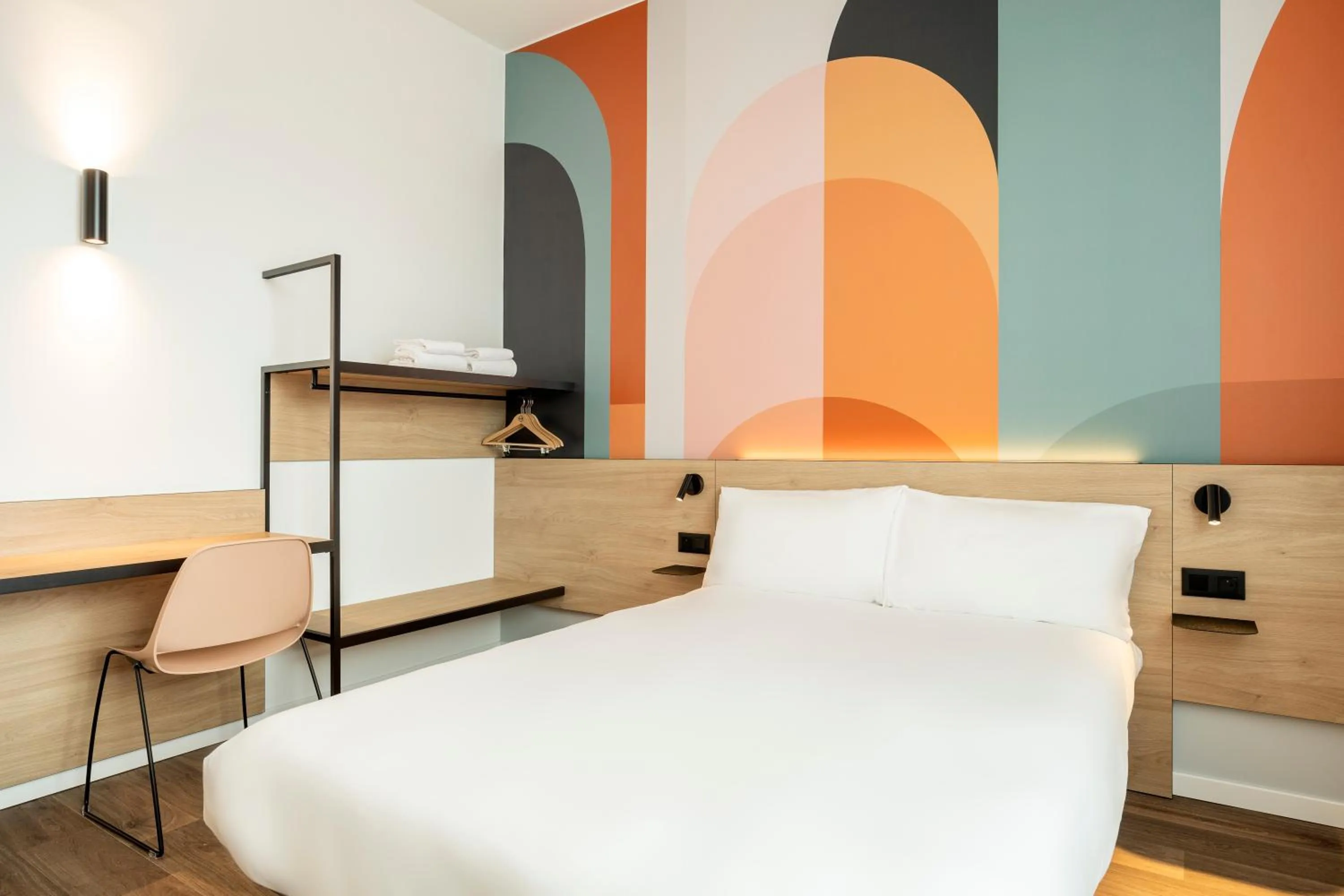 Photo of the whole room, Bed in B&B HOTEL Namur