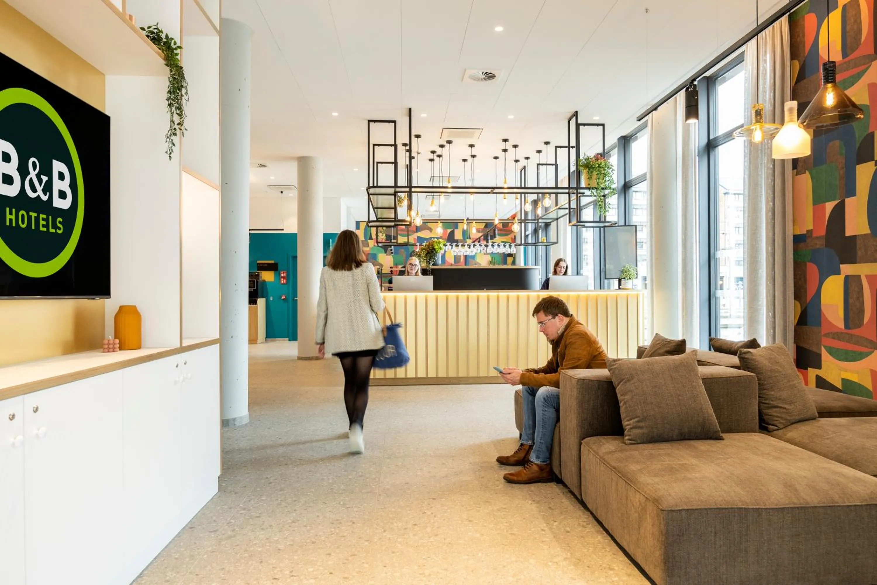 Lobby or reception in B&B HOTEL Namur