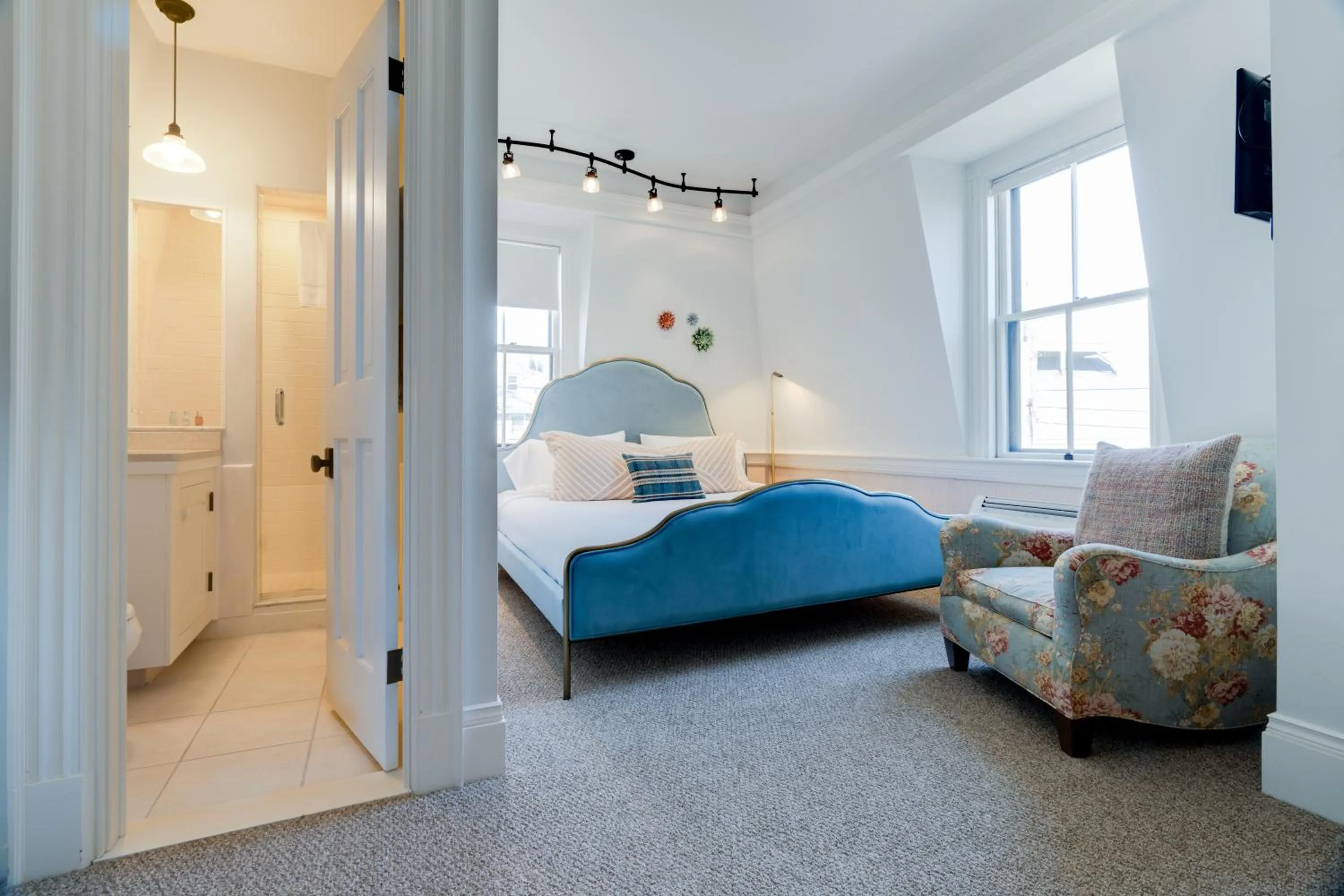 Bedroom, Bed in The Centerboard Nantucket