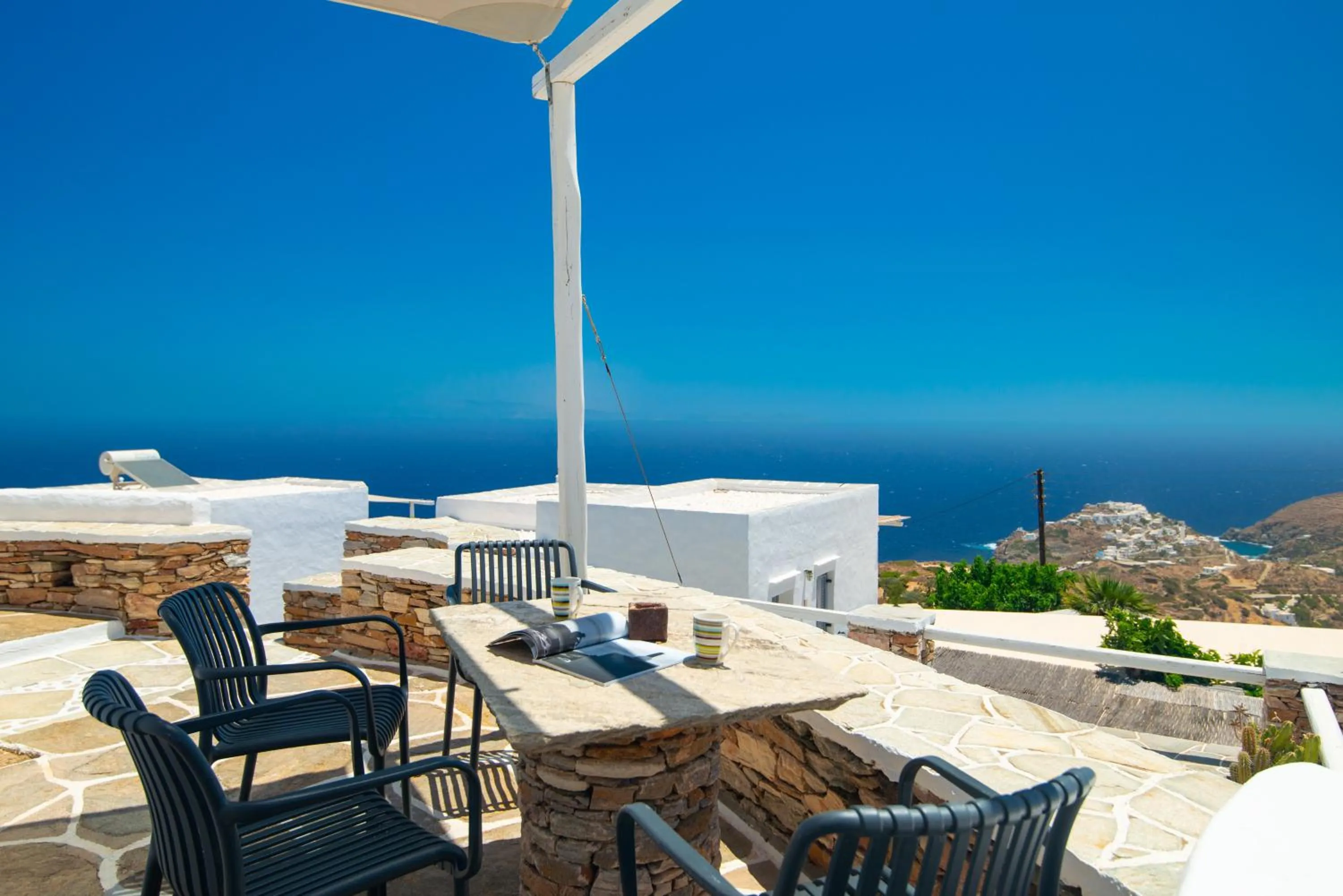 Property building in Windmill Bella Vista