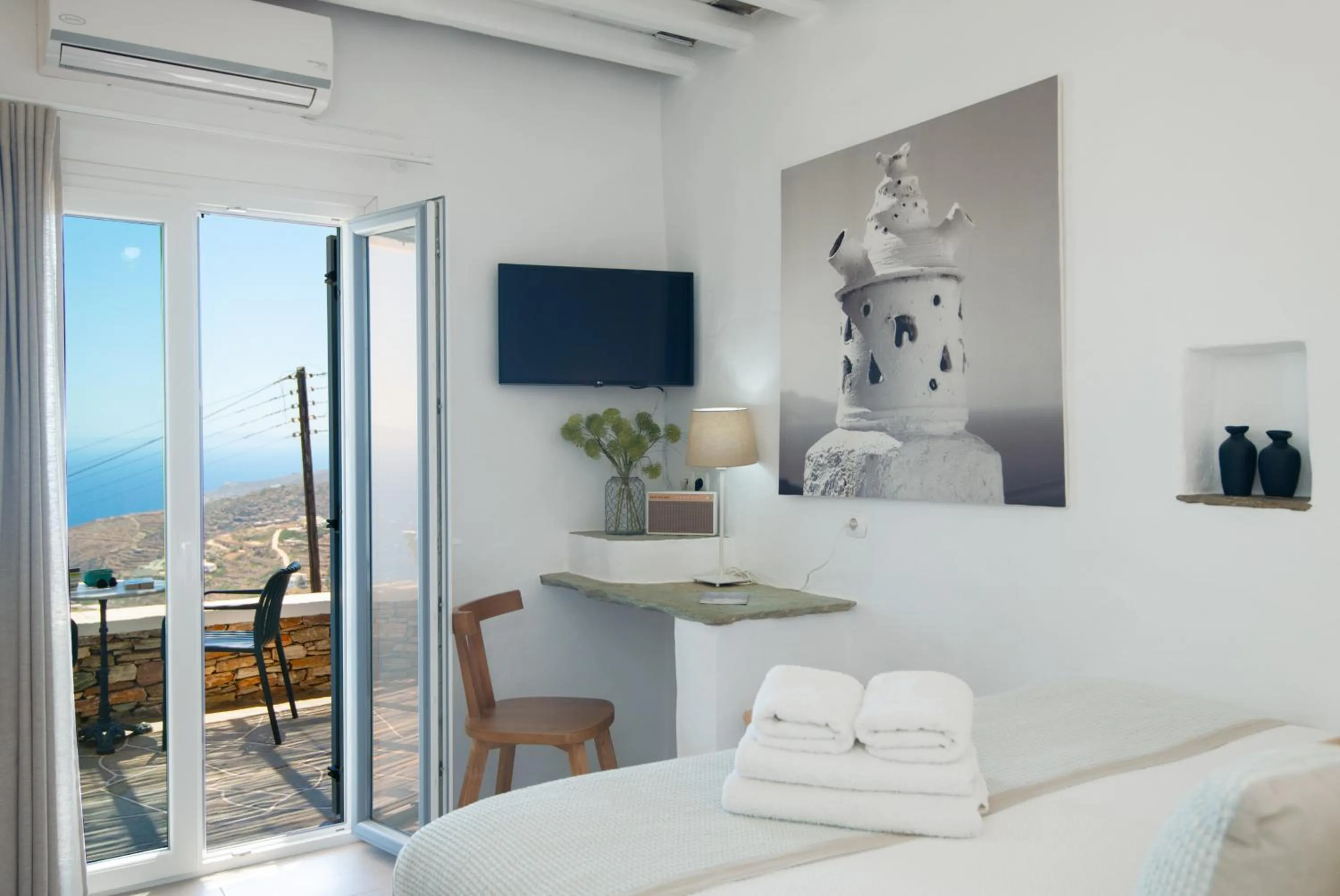 Bed in Windmill Bella Vista