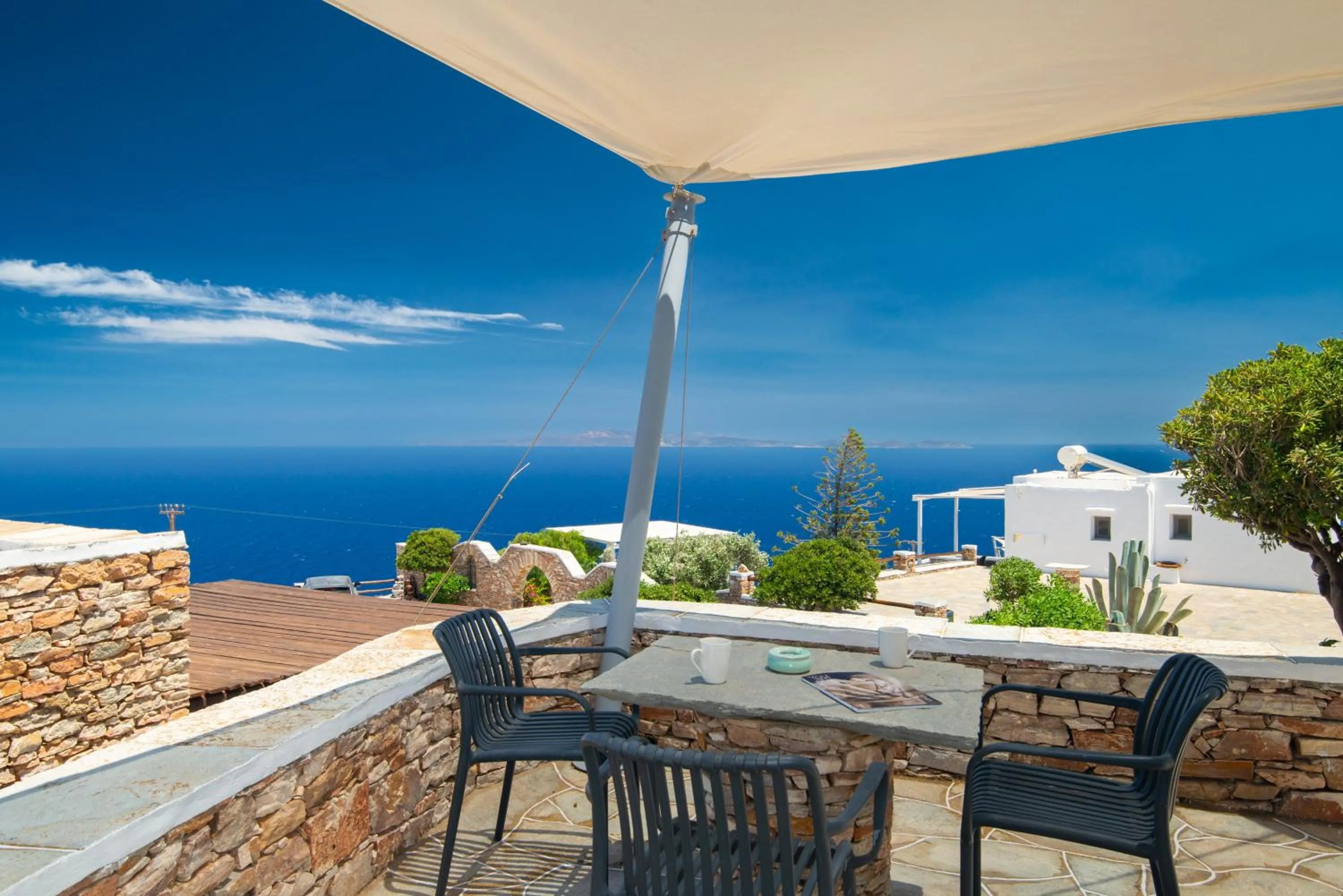 Seating area in Windmill Bella Vista