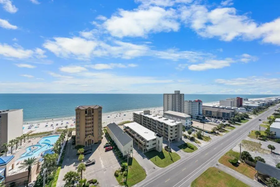 Crystal Tower 1308 by Youngs Suncoast