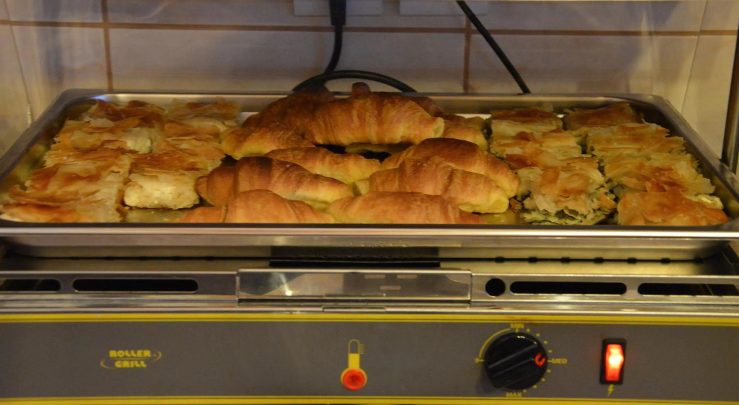 Breakfast in Hotel Adonis