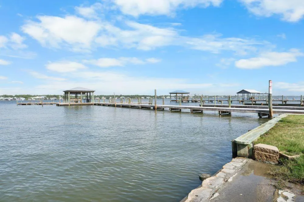 Gulf Shores Surf & Racquet 715A