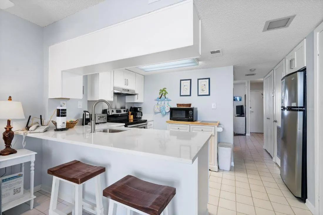 Gulf Shores Surf & Racquet 715A