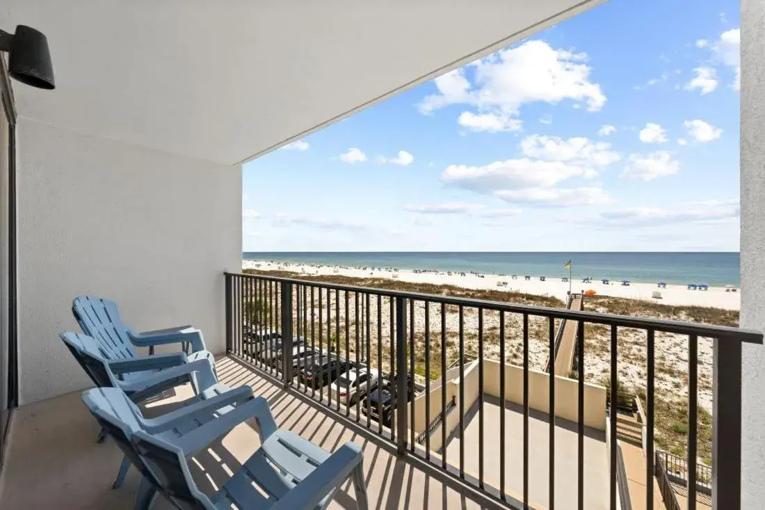 Island Winds 376 by Youngs Suncoast Island Winds 376 by Youngs Suncoast
