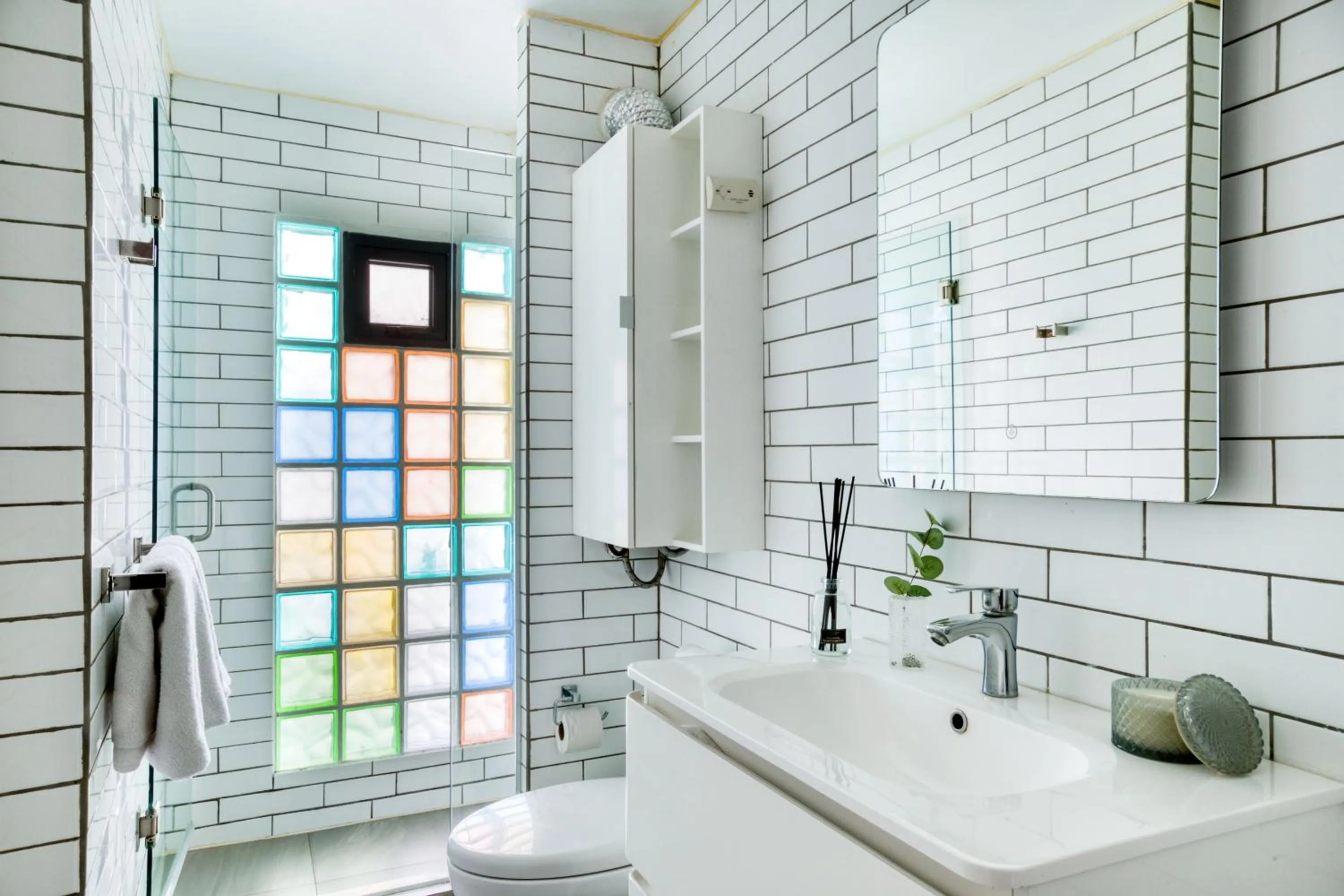 Shower in Comfort Suites Tijuana