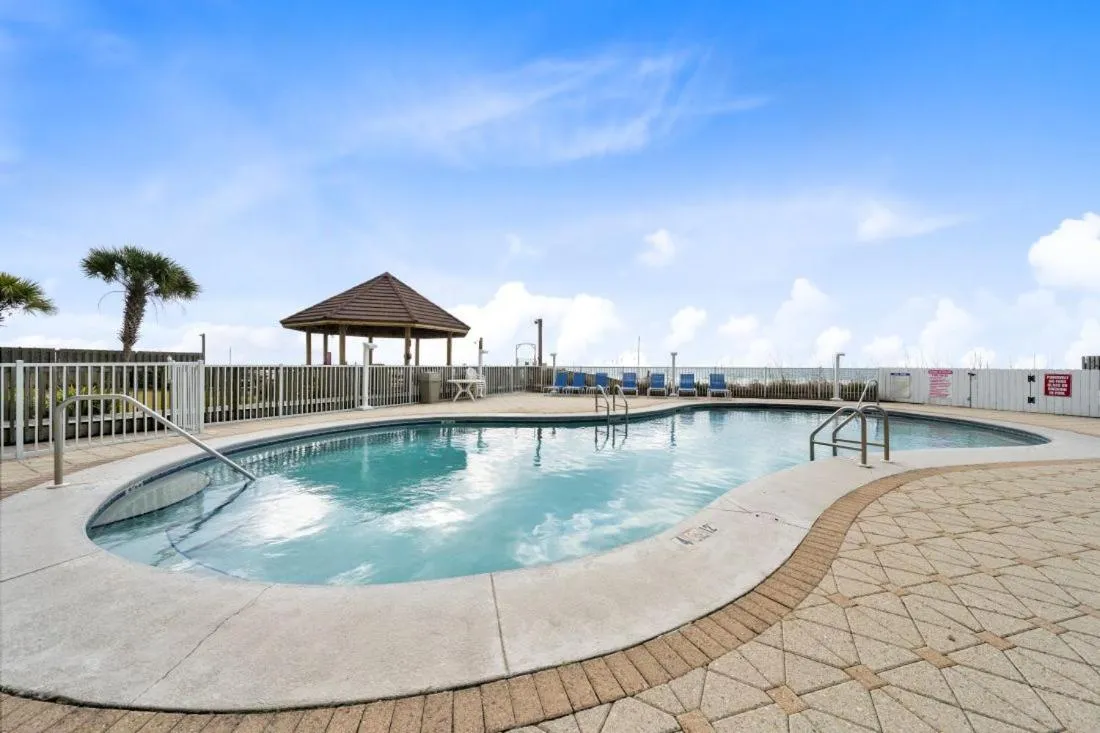 Romar Tower 7C by Youngs Suncoast