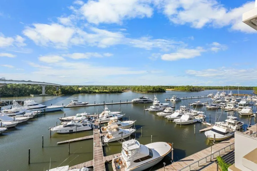 Wharf 521 by Youngs Suncoast