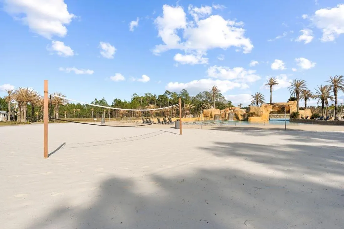 Wharf 521 by Youngs Suncoast