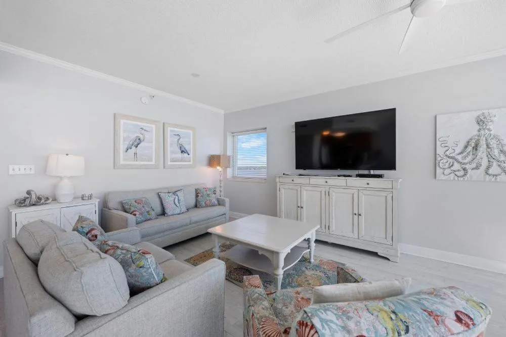 Sanibel 907 by Youngs Suncoast