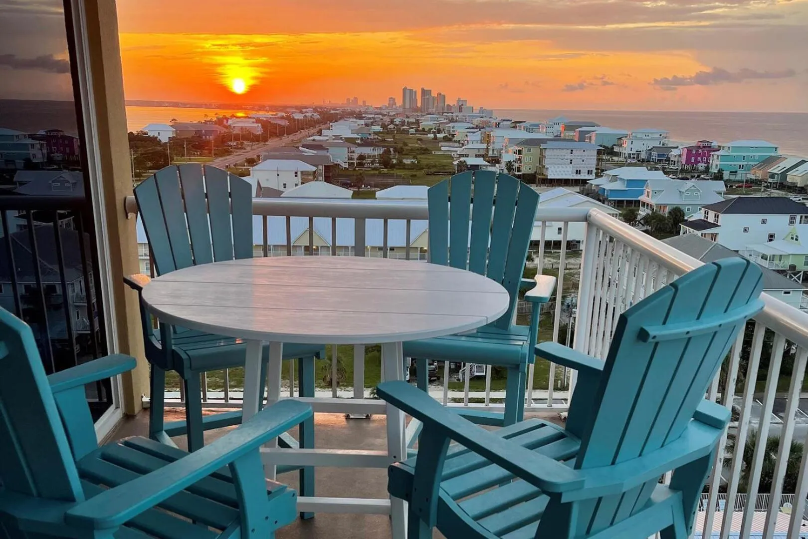 Sanibel 907 by Youngs Suncoast