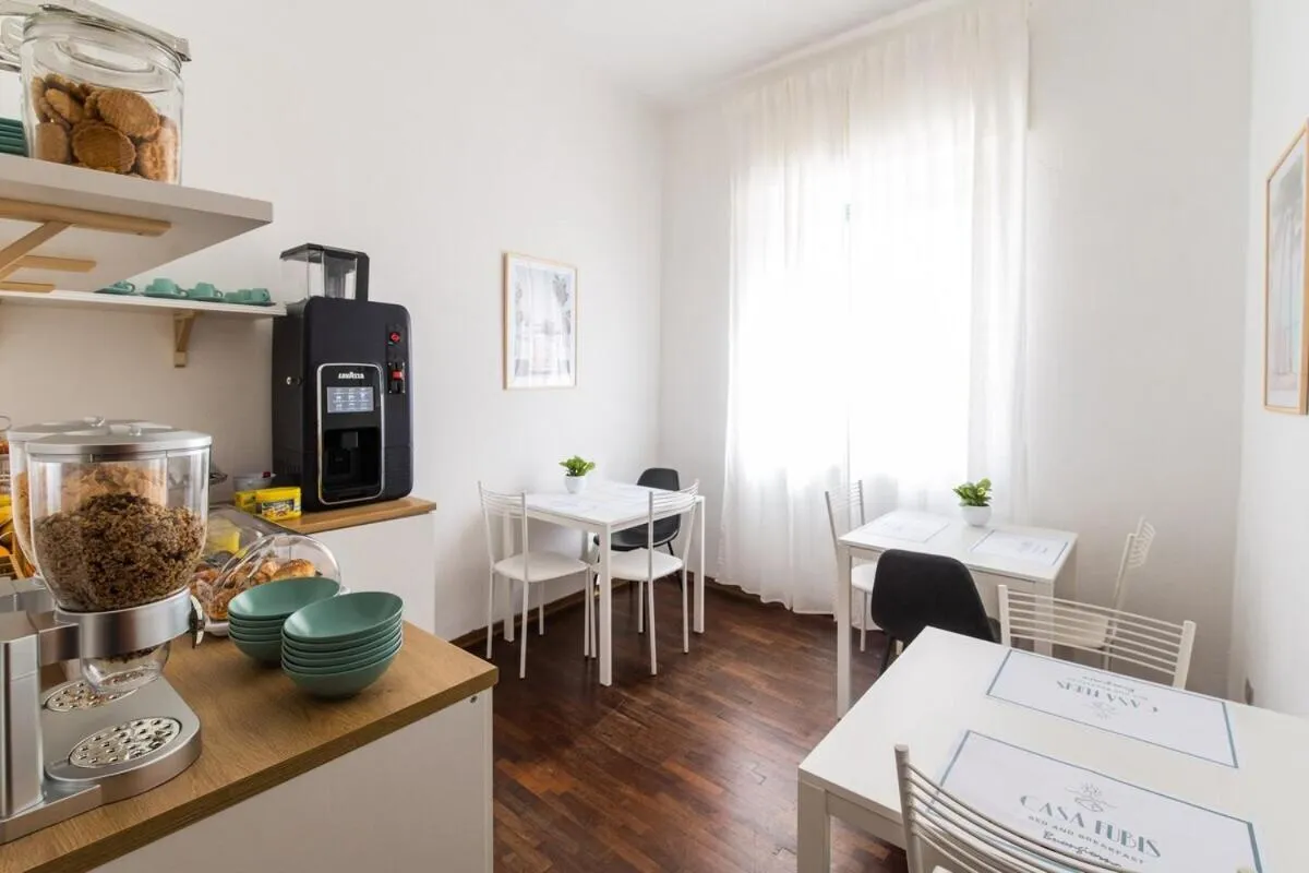 Dining area in Casa Fubis