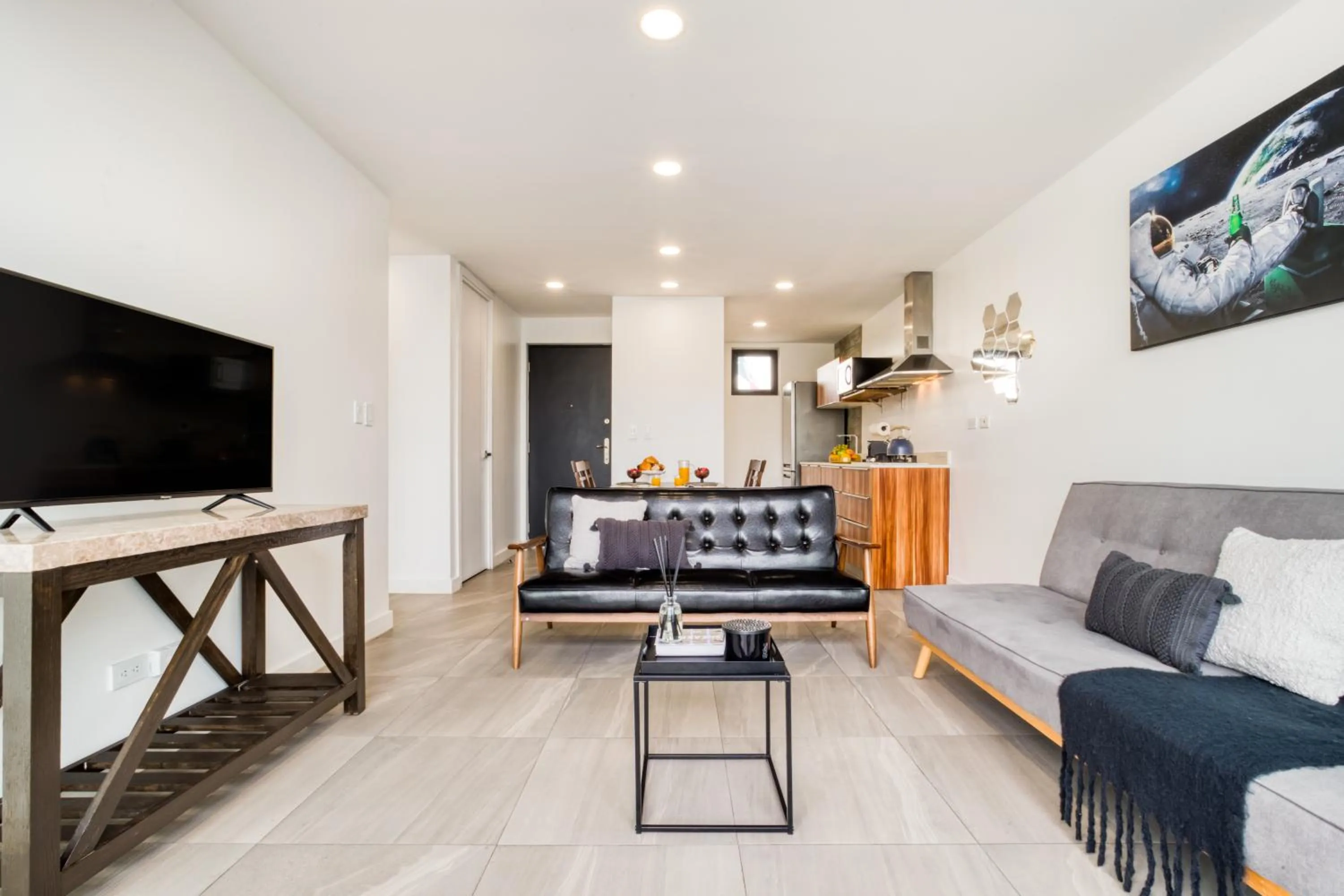 TV and multimedia in ULIV Revolución Tijuana