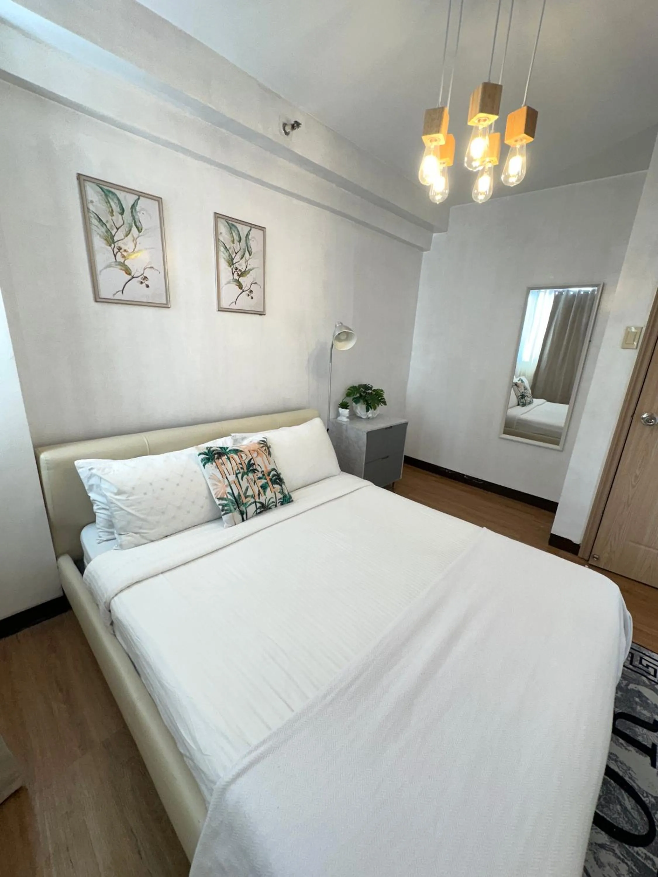 Bed in Lancris Residences 2 Bedroom Entire Apartment near Airport with Pool