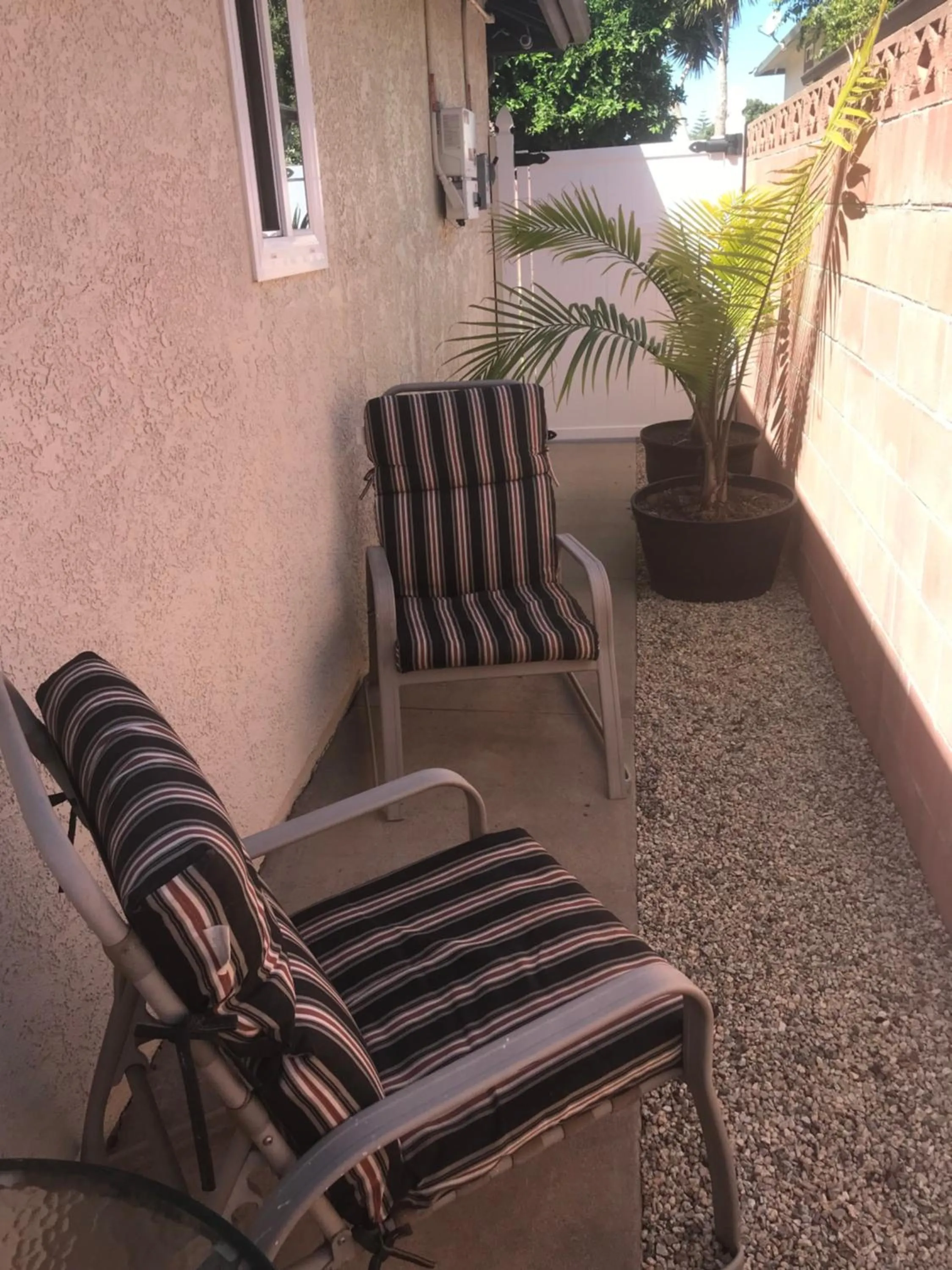 Patio in Romantic Coastal Private Room