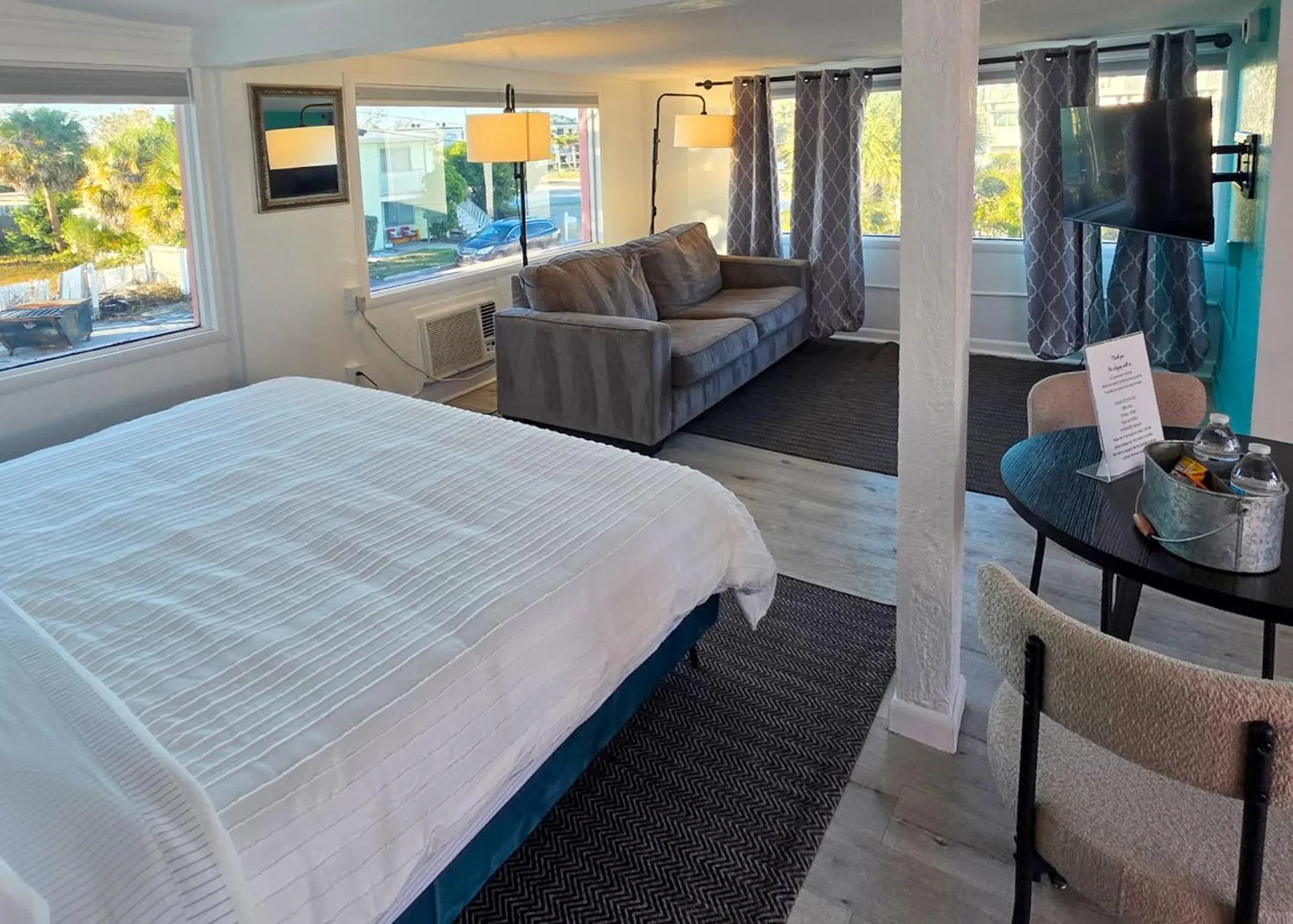 Bed in Oasis Palms Resort