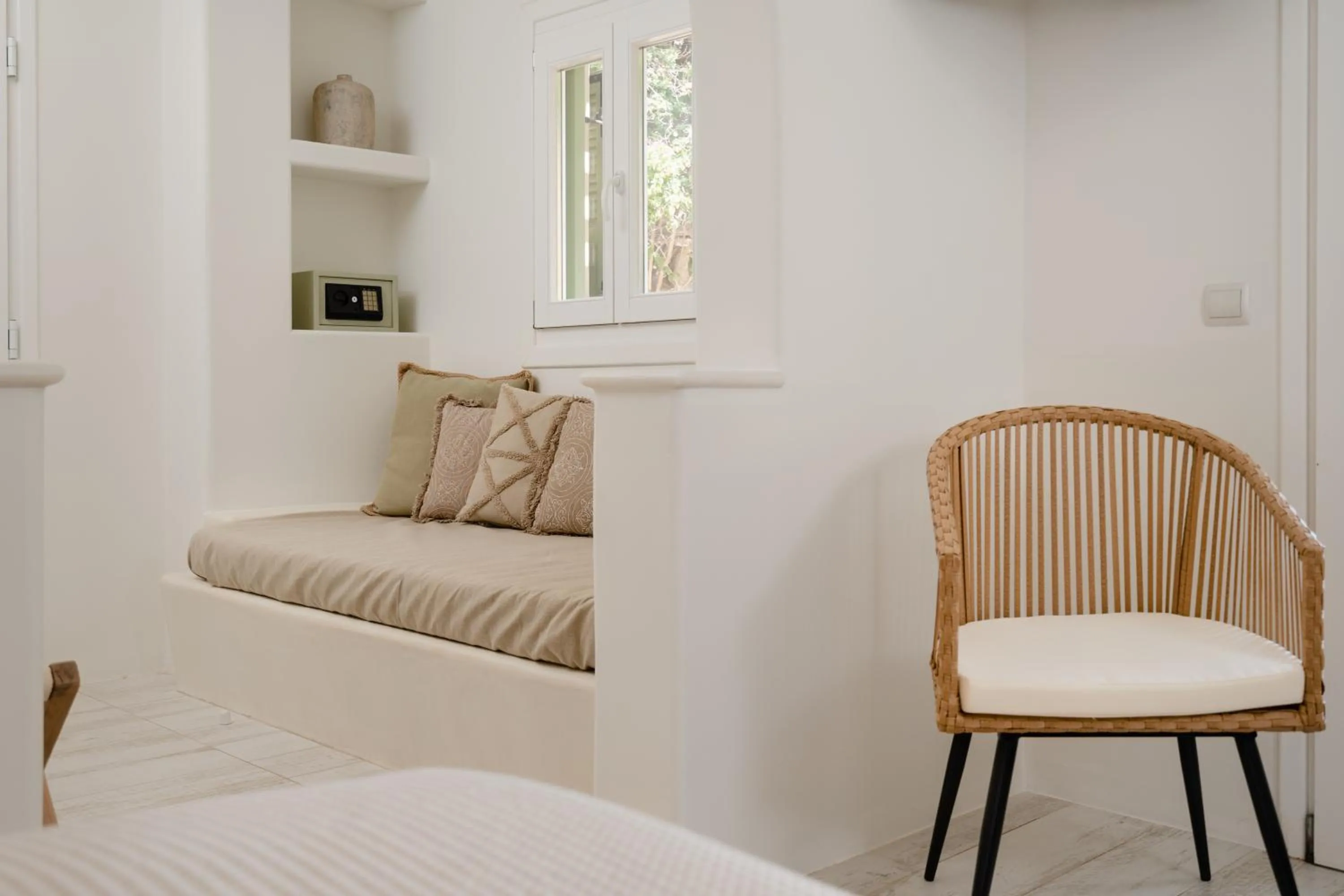 Seating area, Bed in Finikas Hotel