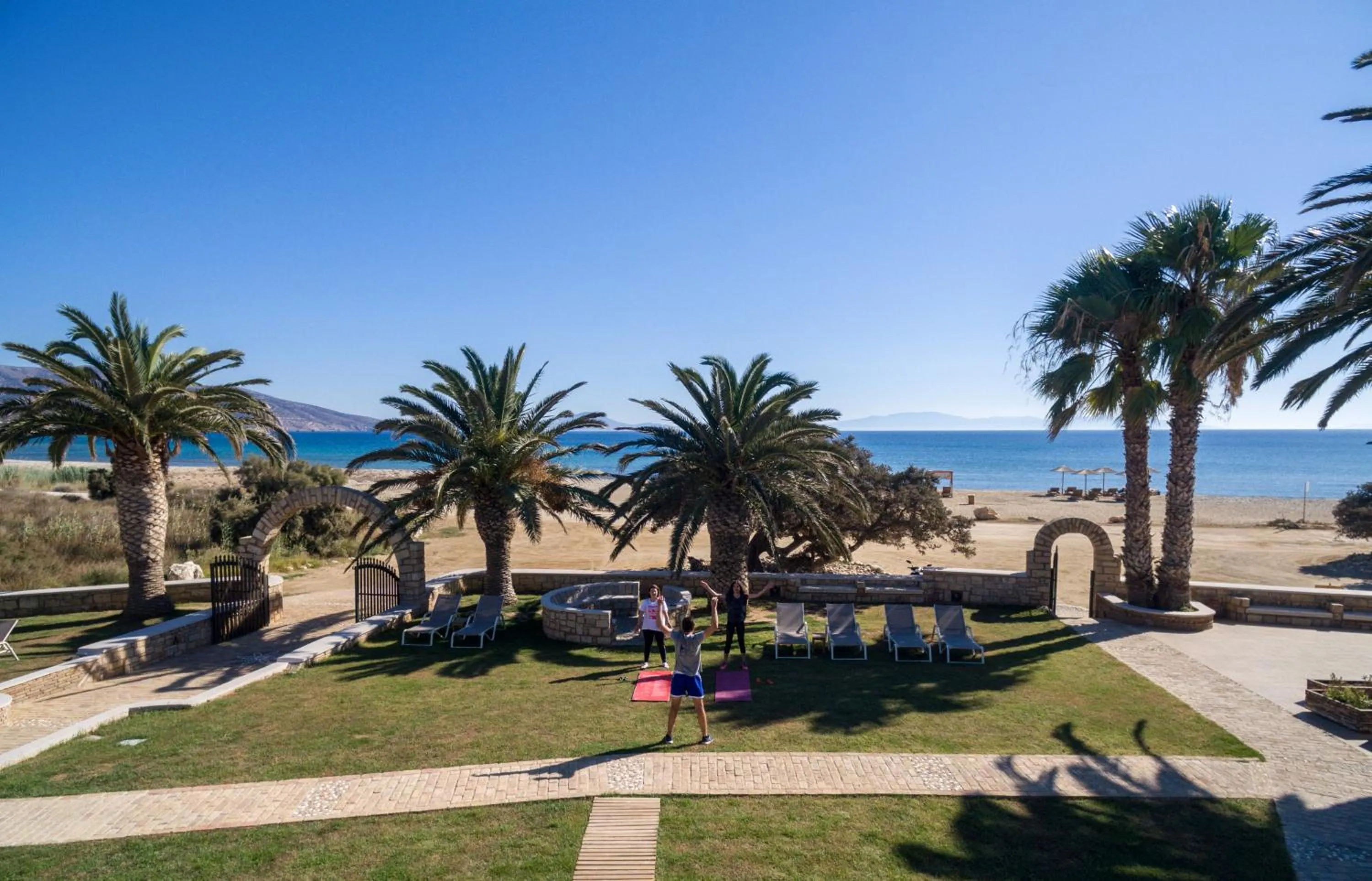 Garden in Finikas Hotel