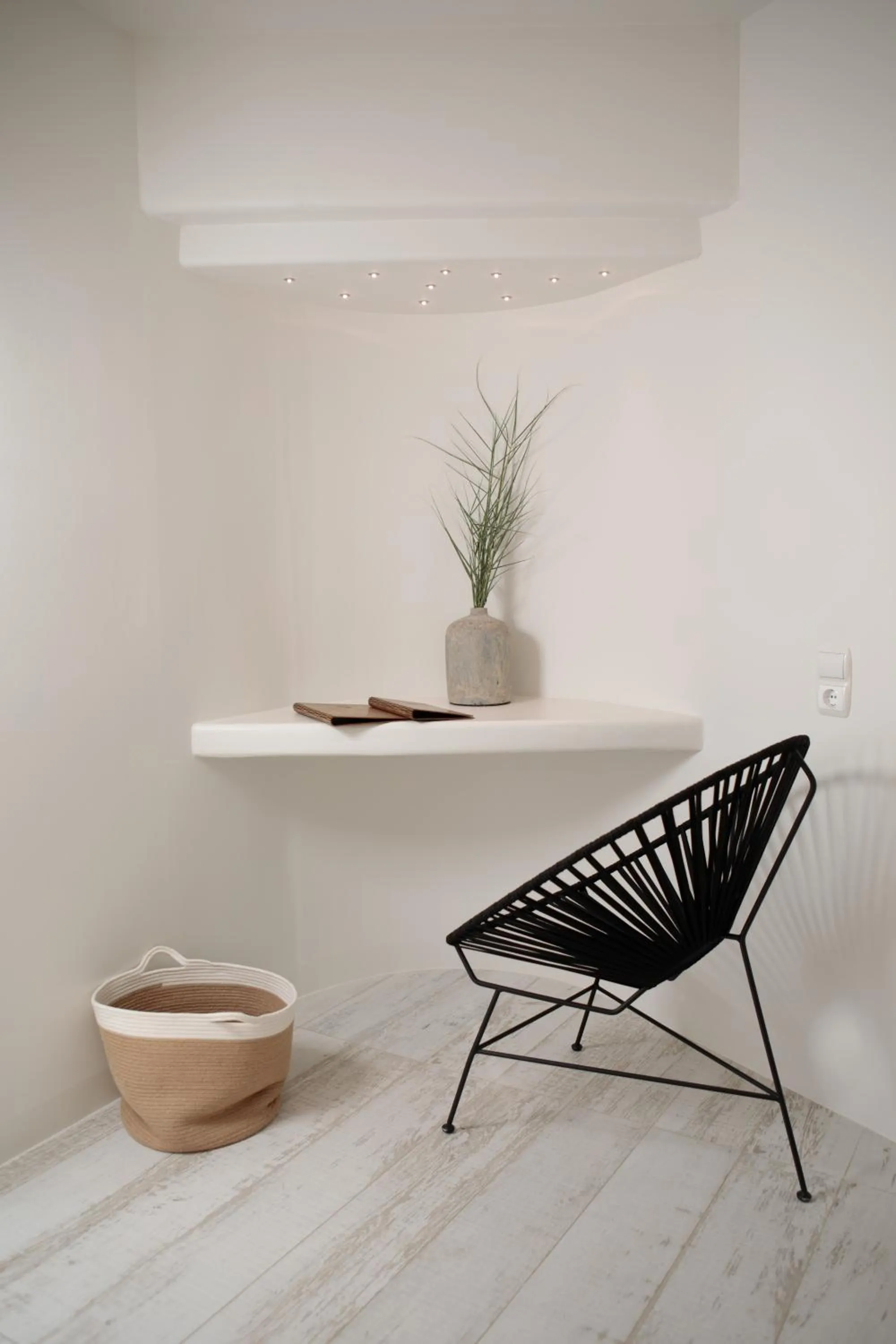 Decorative detail in Finikas Hotel