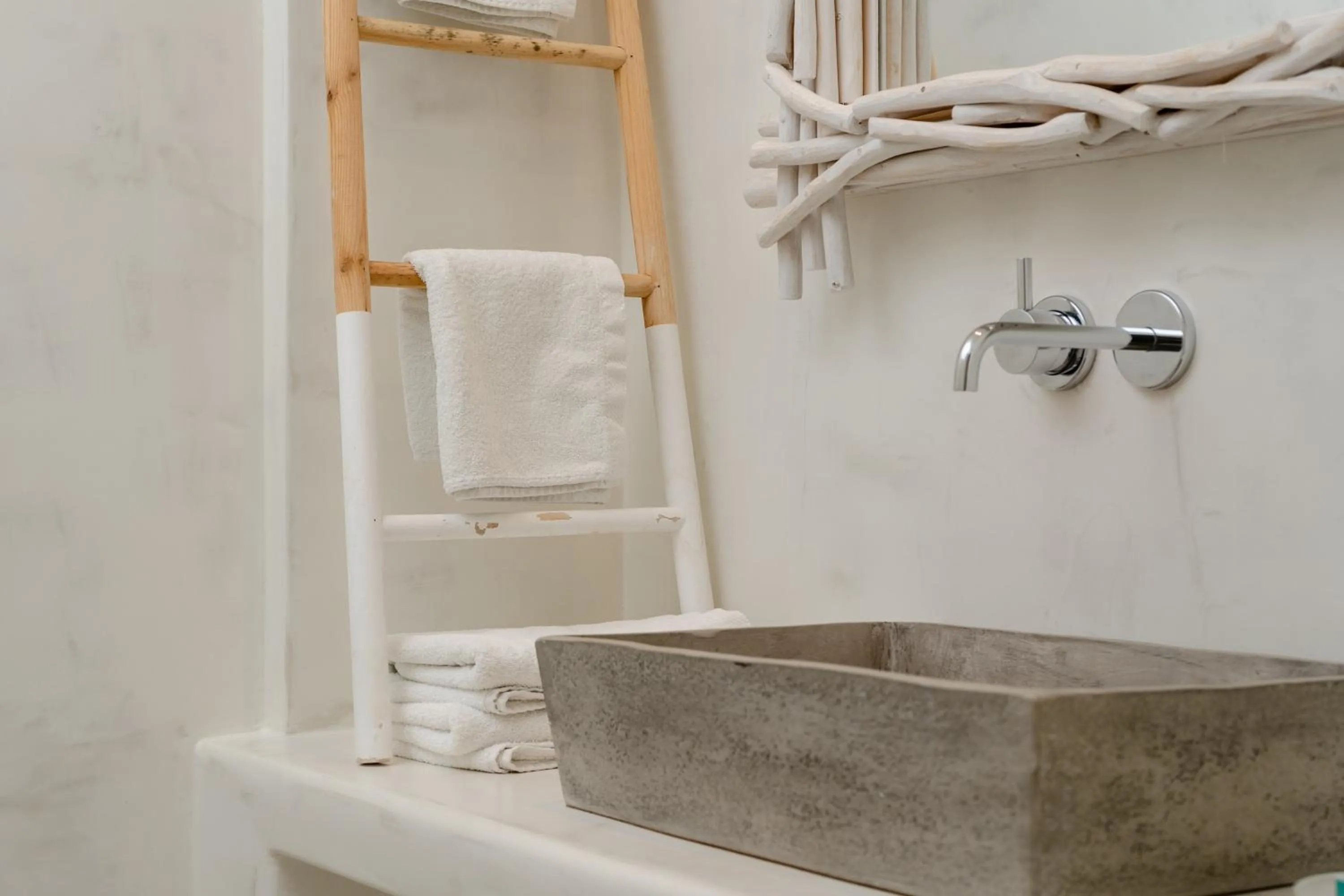 Bathroom in Finikas Hotel