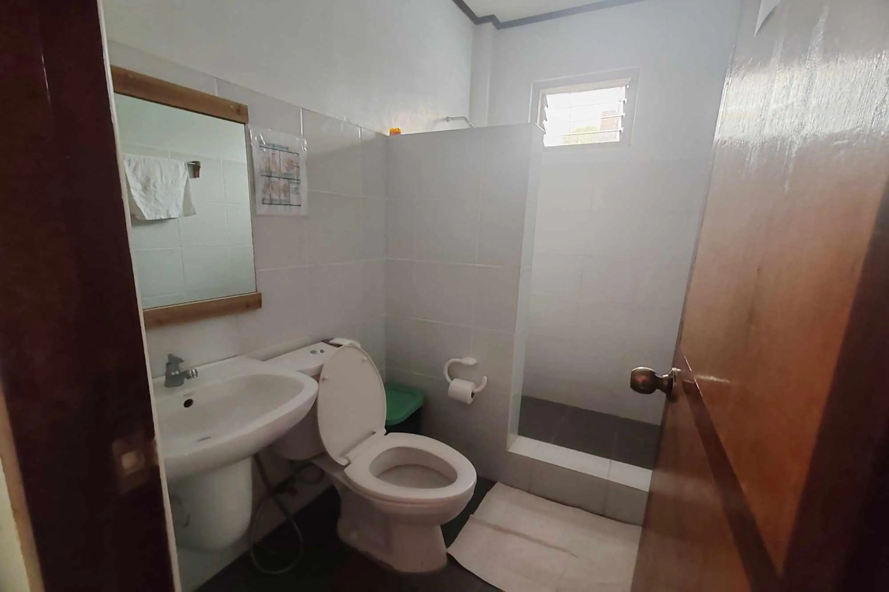 Toilet in Summer Homes Beach Front Resort and Cottages Port Barton