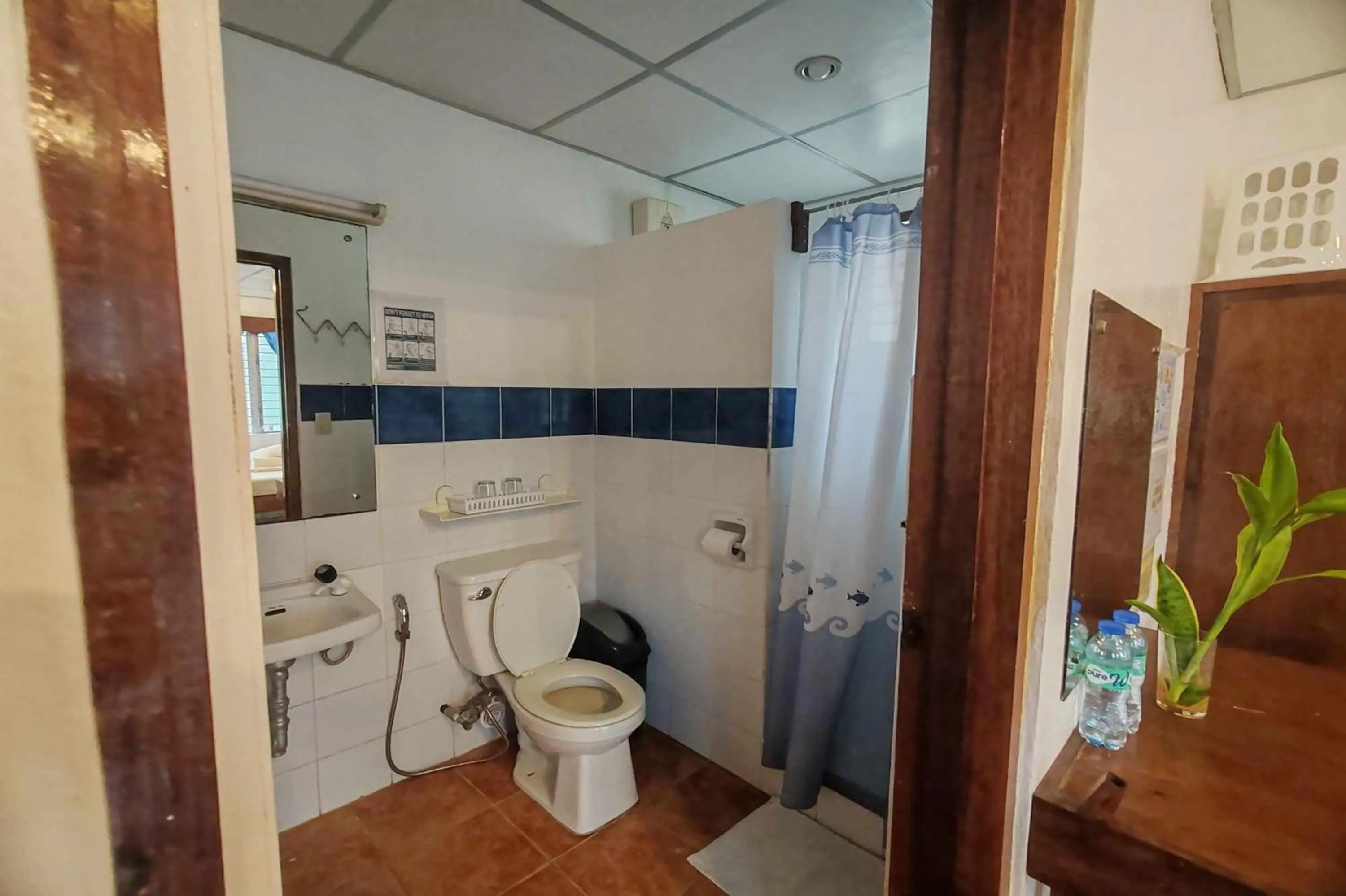 Bathroom in Summer Homes Beach Front Resort and Cottages Port Barton