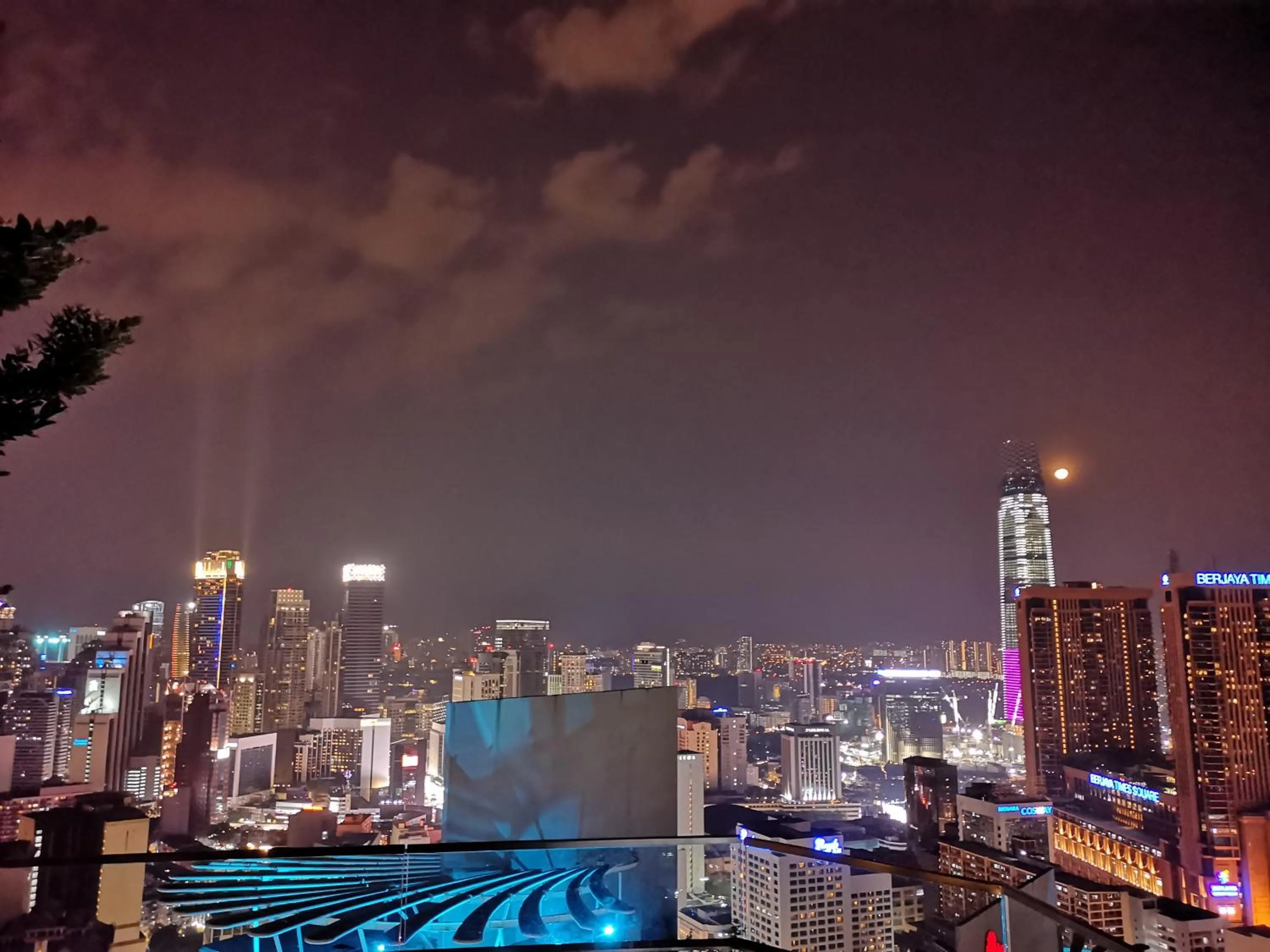 Orion Suites@ The Robertson Bukit Bintang