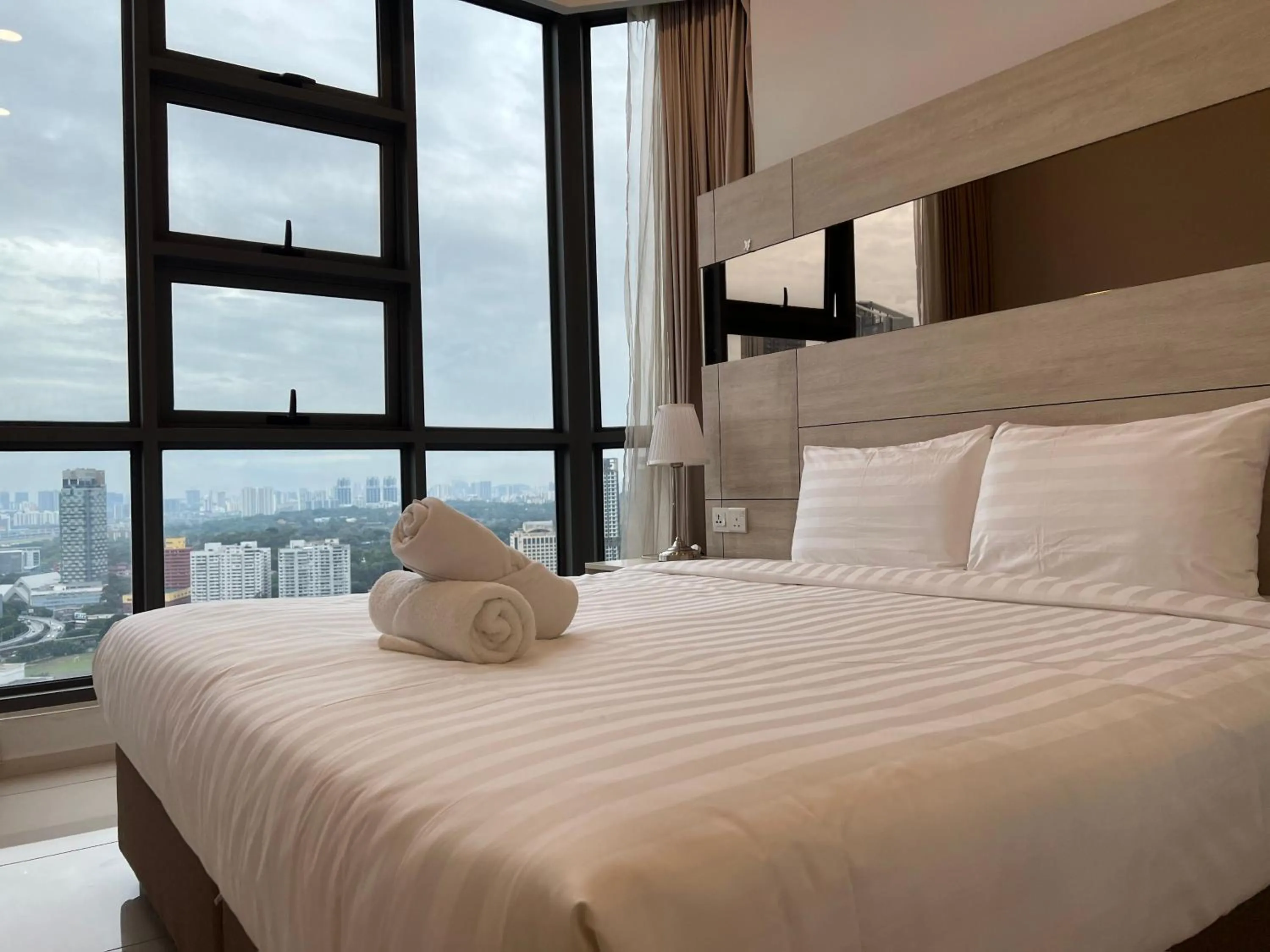 Bed in Orion Suites@ The Robertson Bukit Bintang