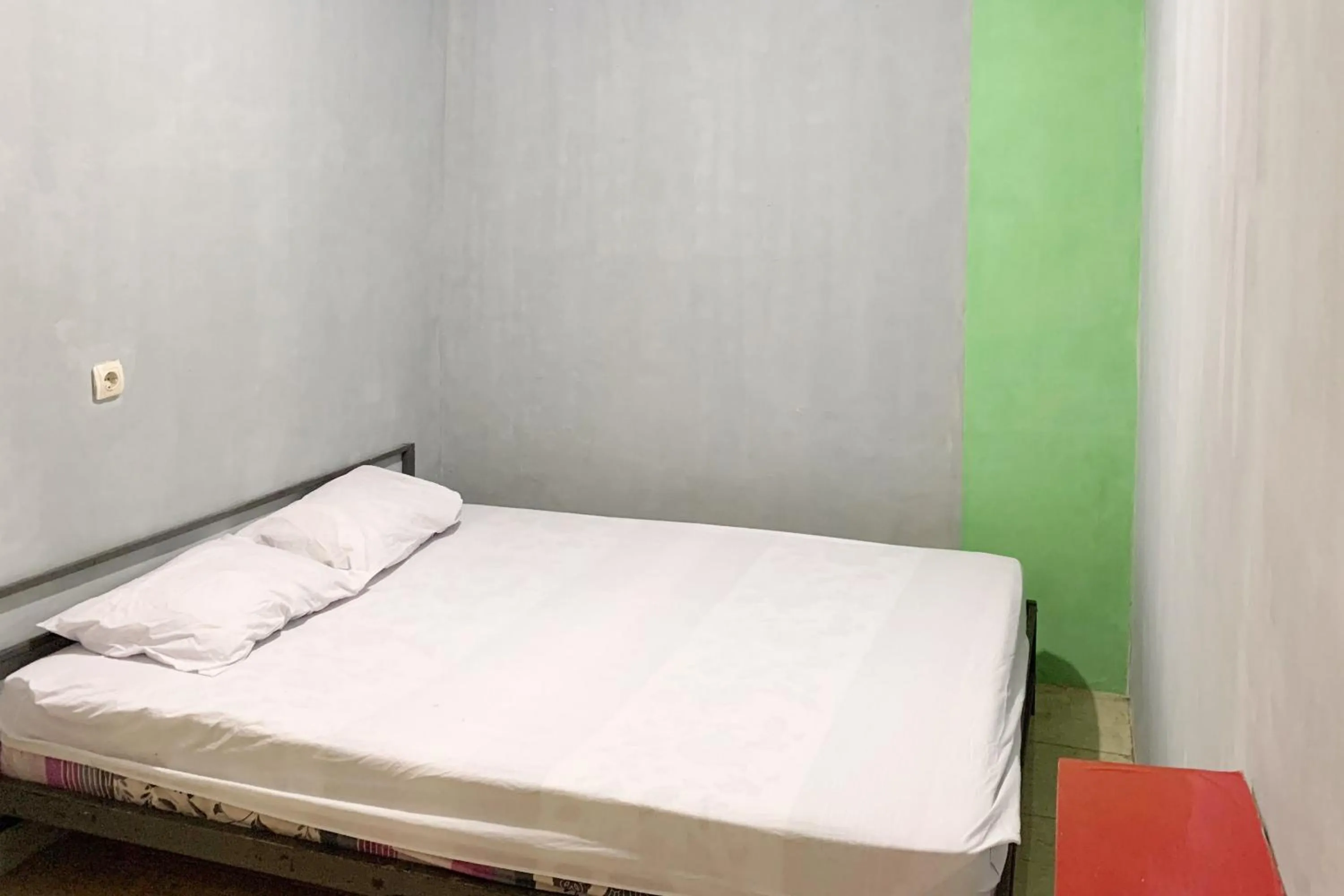 Bed in Backpacker Homestay Jatisampurna Redpartner