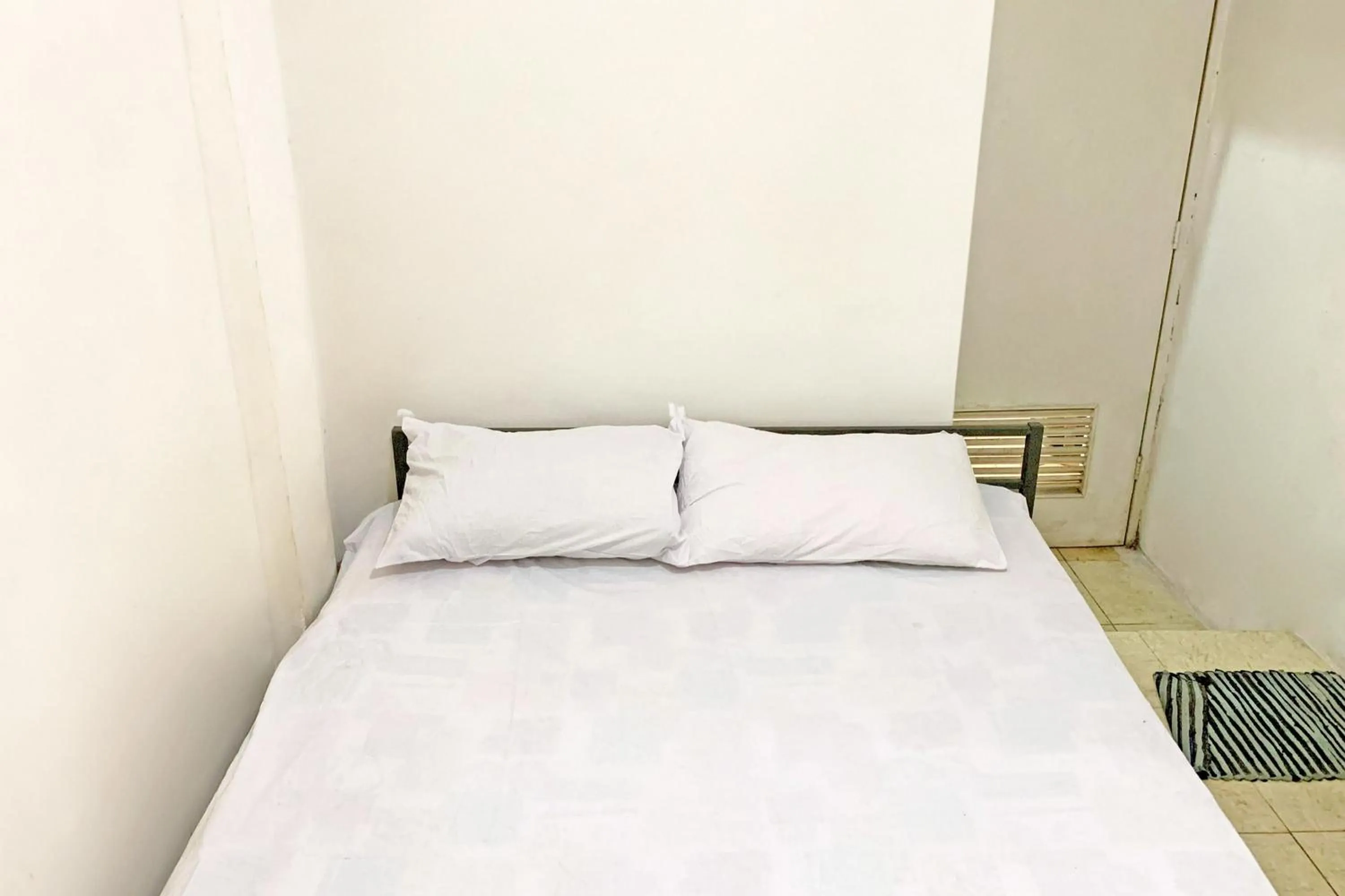 Bed in Backpacker Homestay Jatisampurna Redpartner