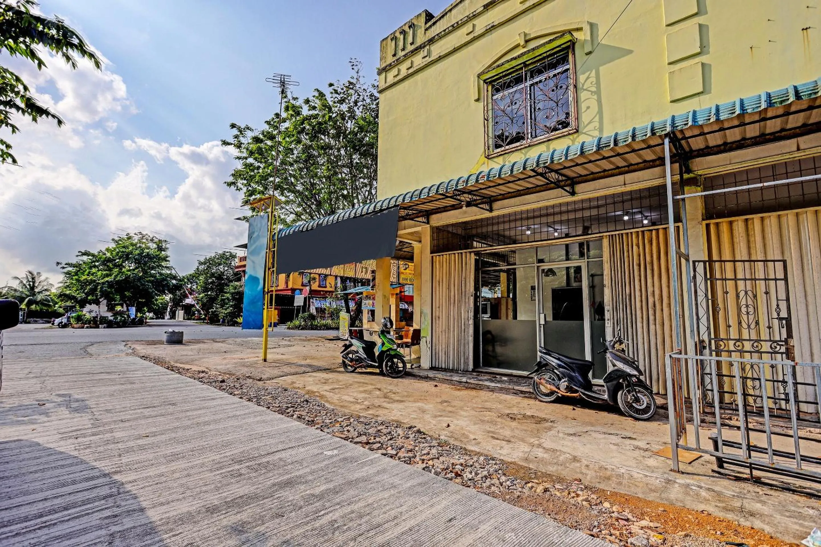 Facade/entrance in Hotel O Aulia Homestay Syariah