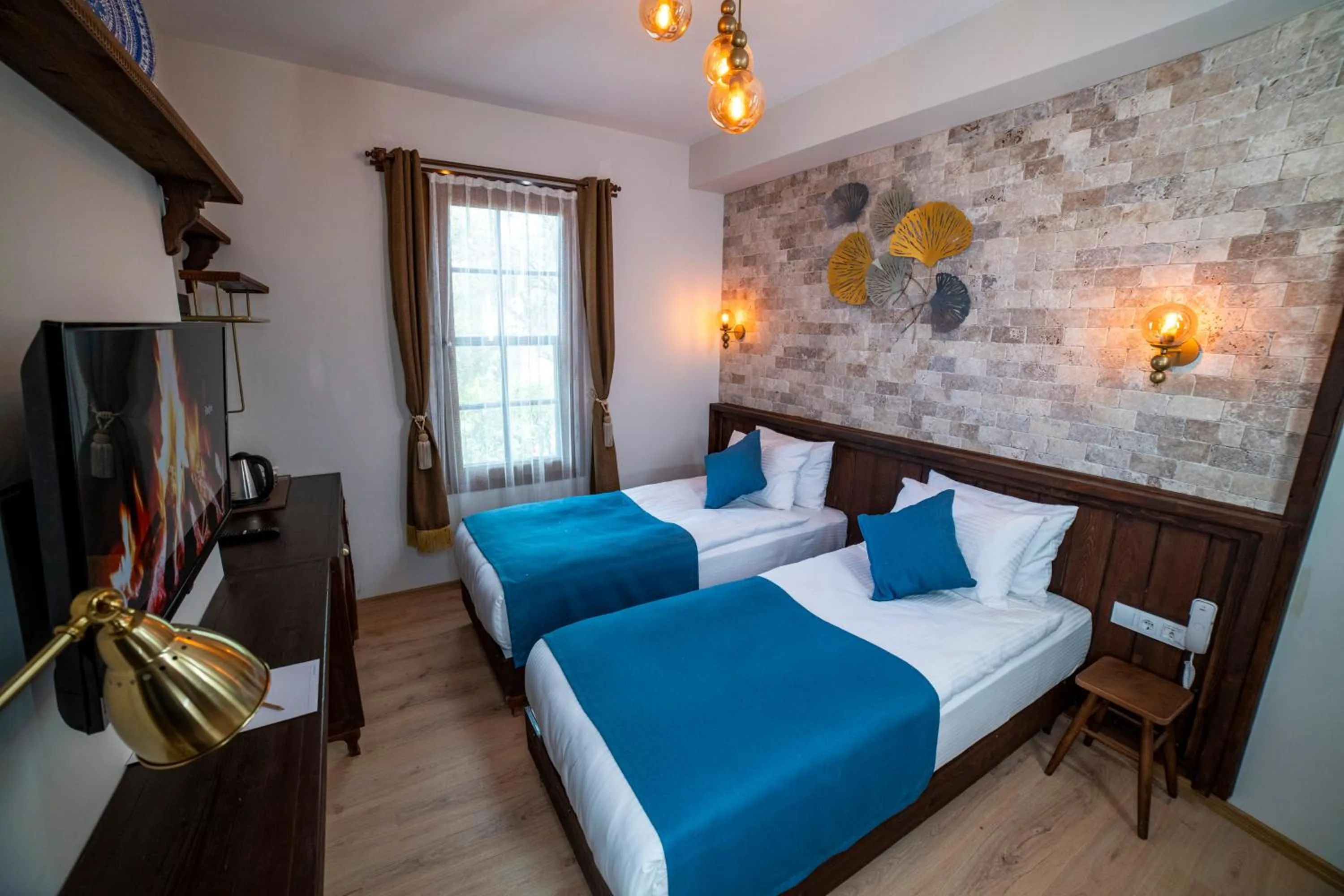 Photo of the whole room, Bed in Sofa Hotels Kaleiçi