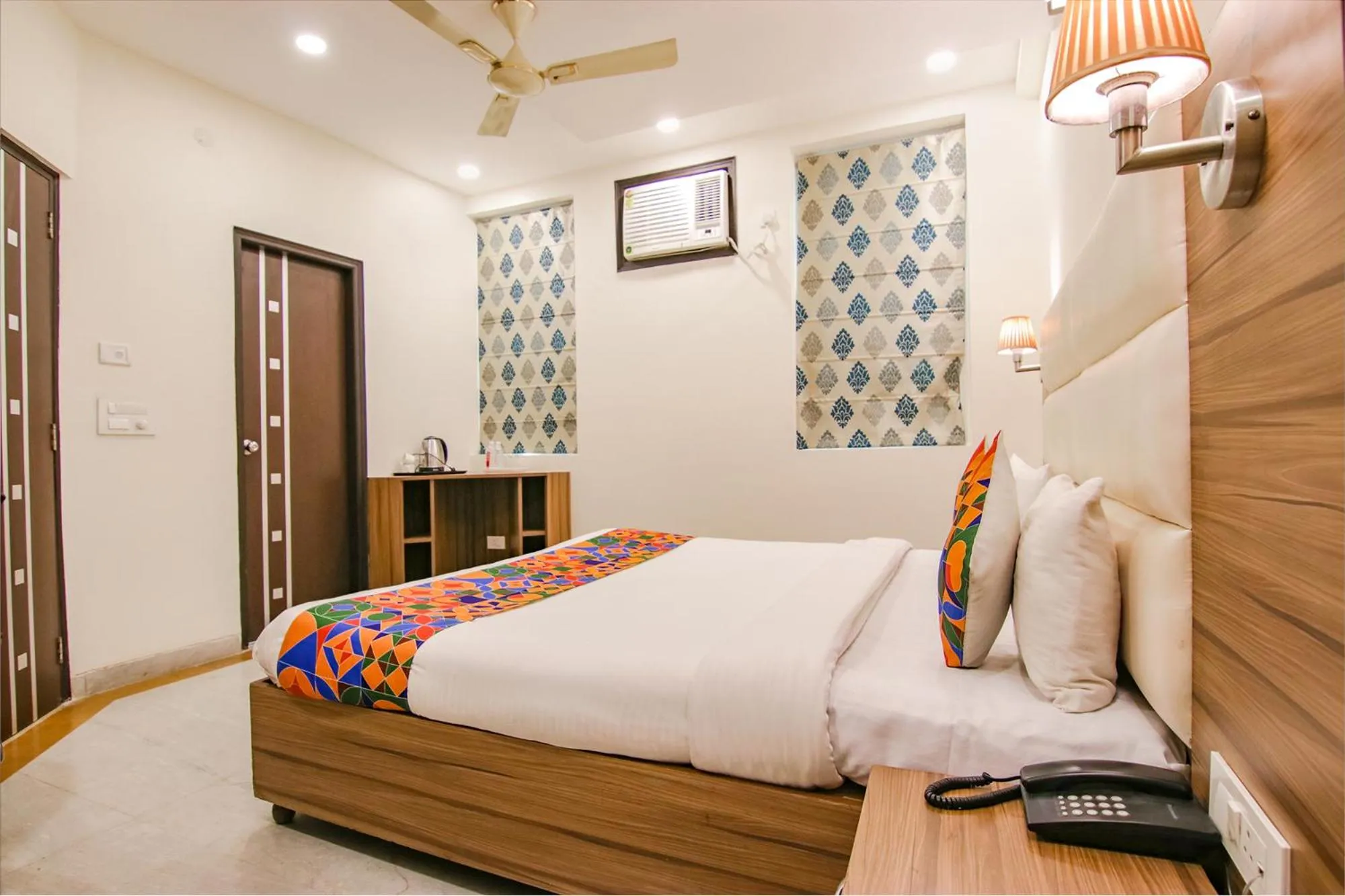 Bed in Hotel Leaf 9 INN, Cyber City near Ambience Mall